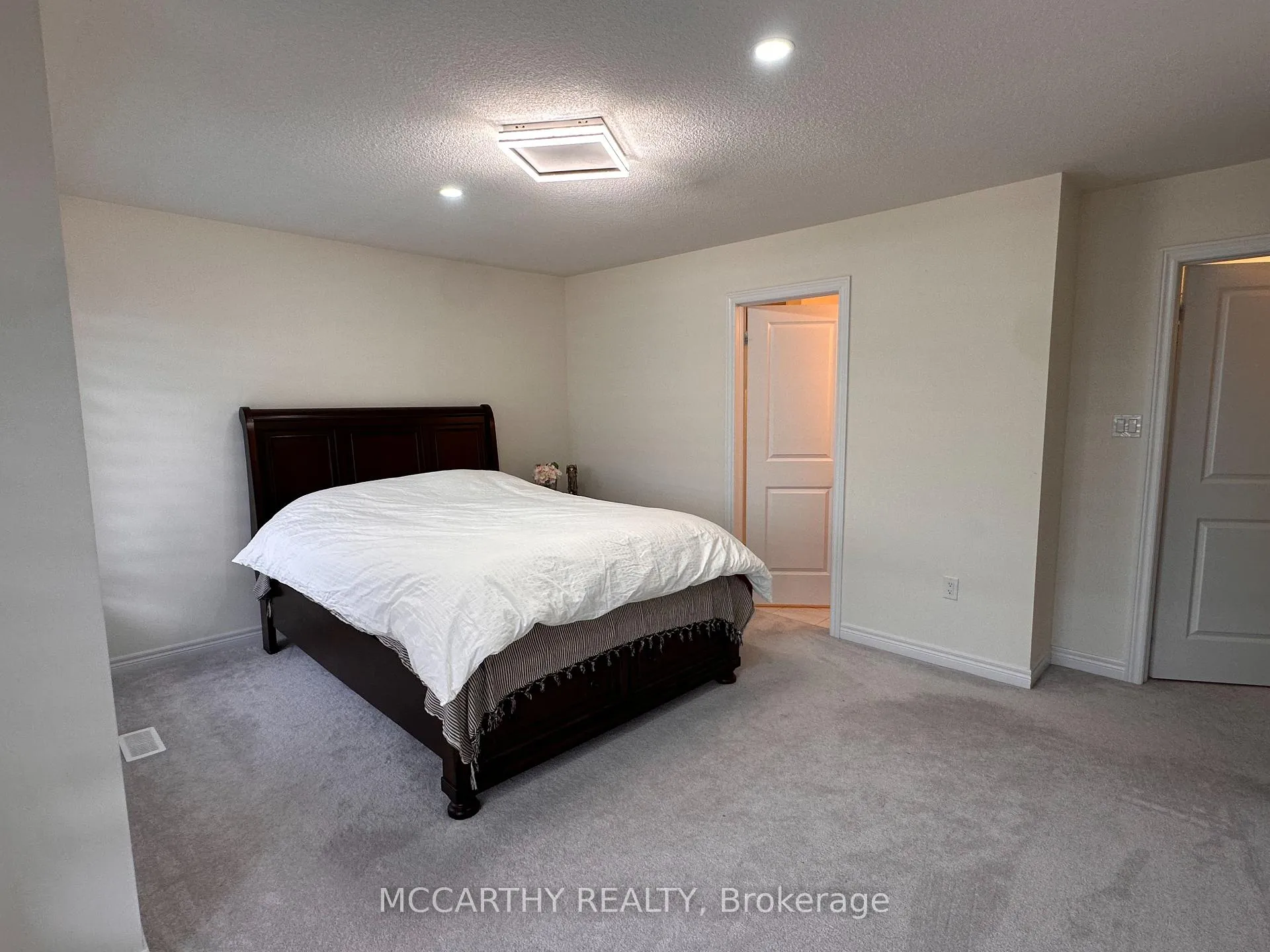 Photo 31 of 451 Black Cherry Crescent, Melancthon, Rural Melancthon — HOMEH