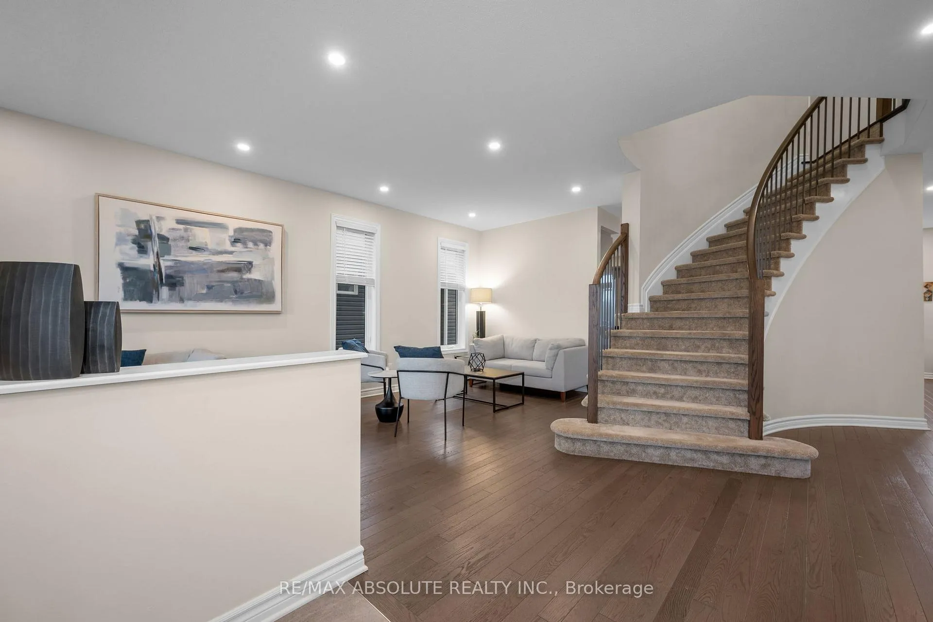 Photo 3 of 706 Parade Drive, Ottawa, Stittsville (South) — HOMEH