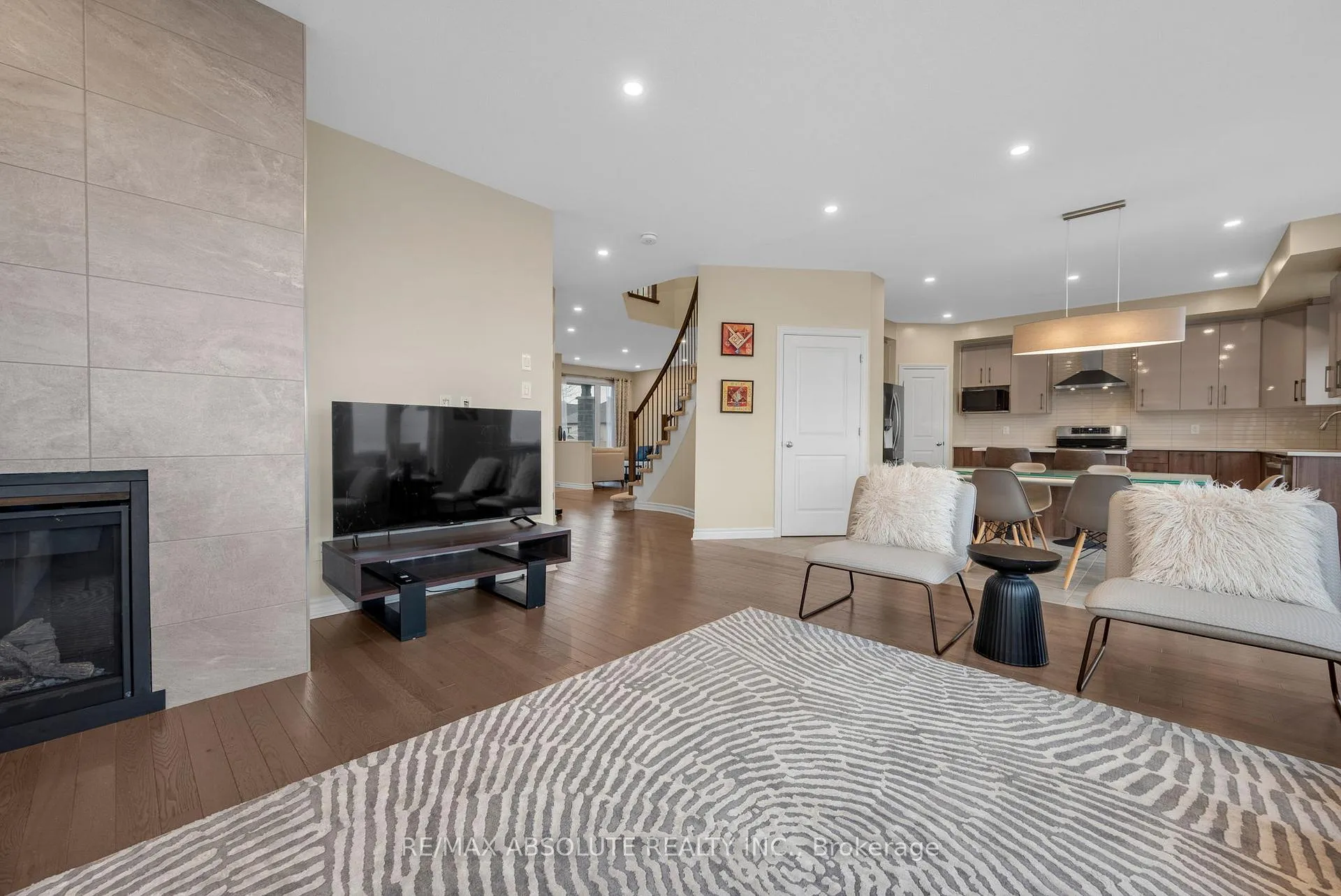 Photo 12 of 706 Parade Drive, Ottawa, Stittsville (South) — HOMEH