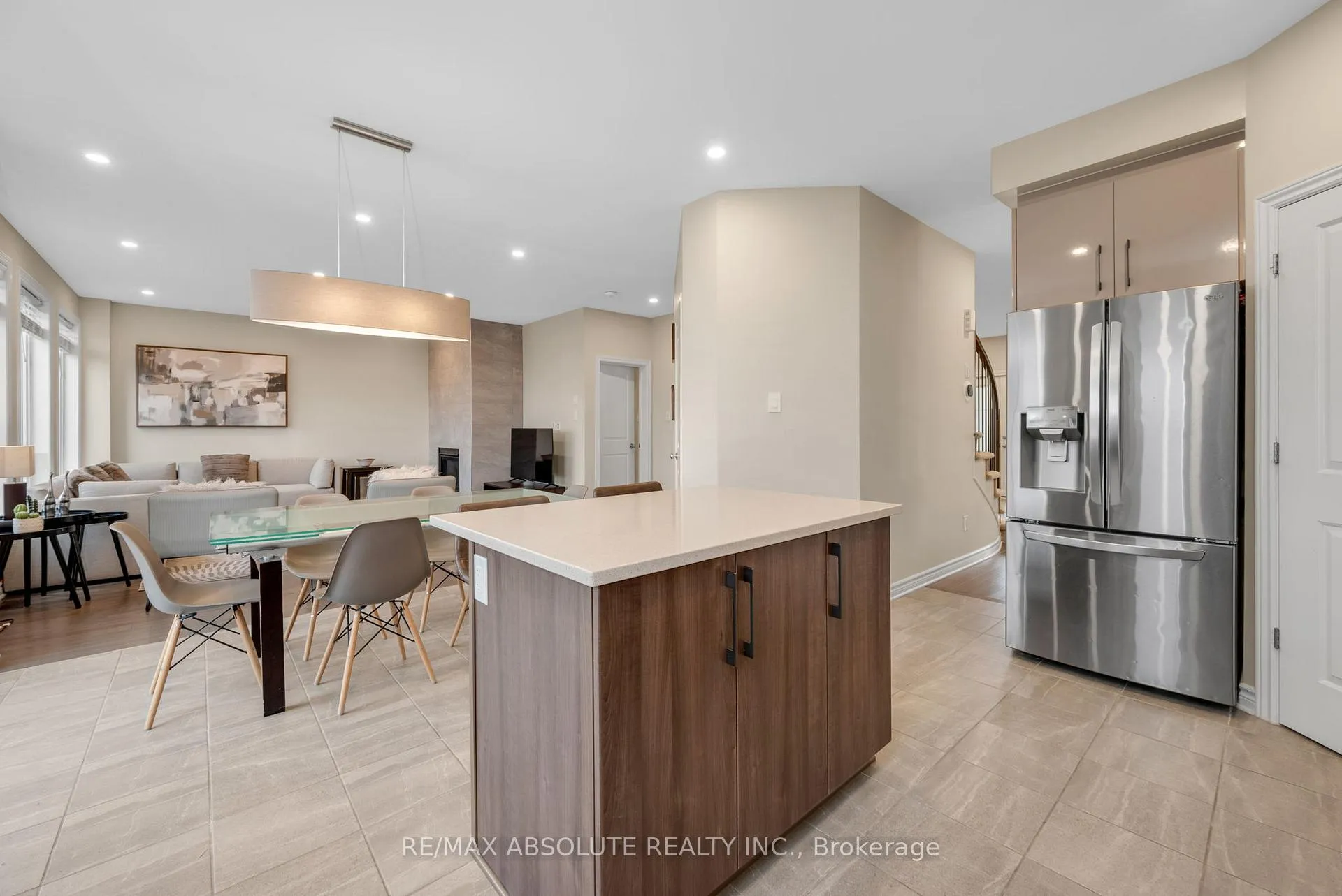 Photo 17 of 706 Parade Drive, Ottawa, Stittsville (South) — HOMEH