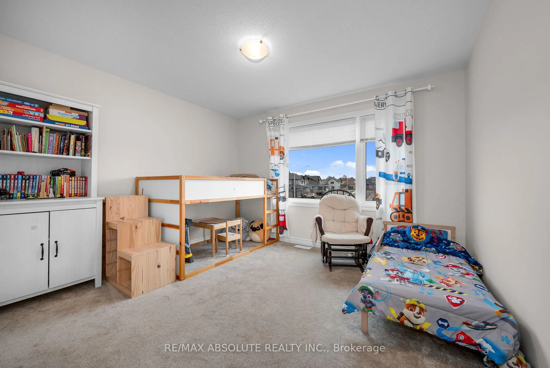 Photo 30 of 706 Parade Drive, Ottawa, Stittsville (South) — HOMEH