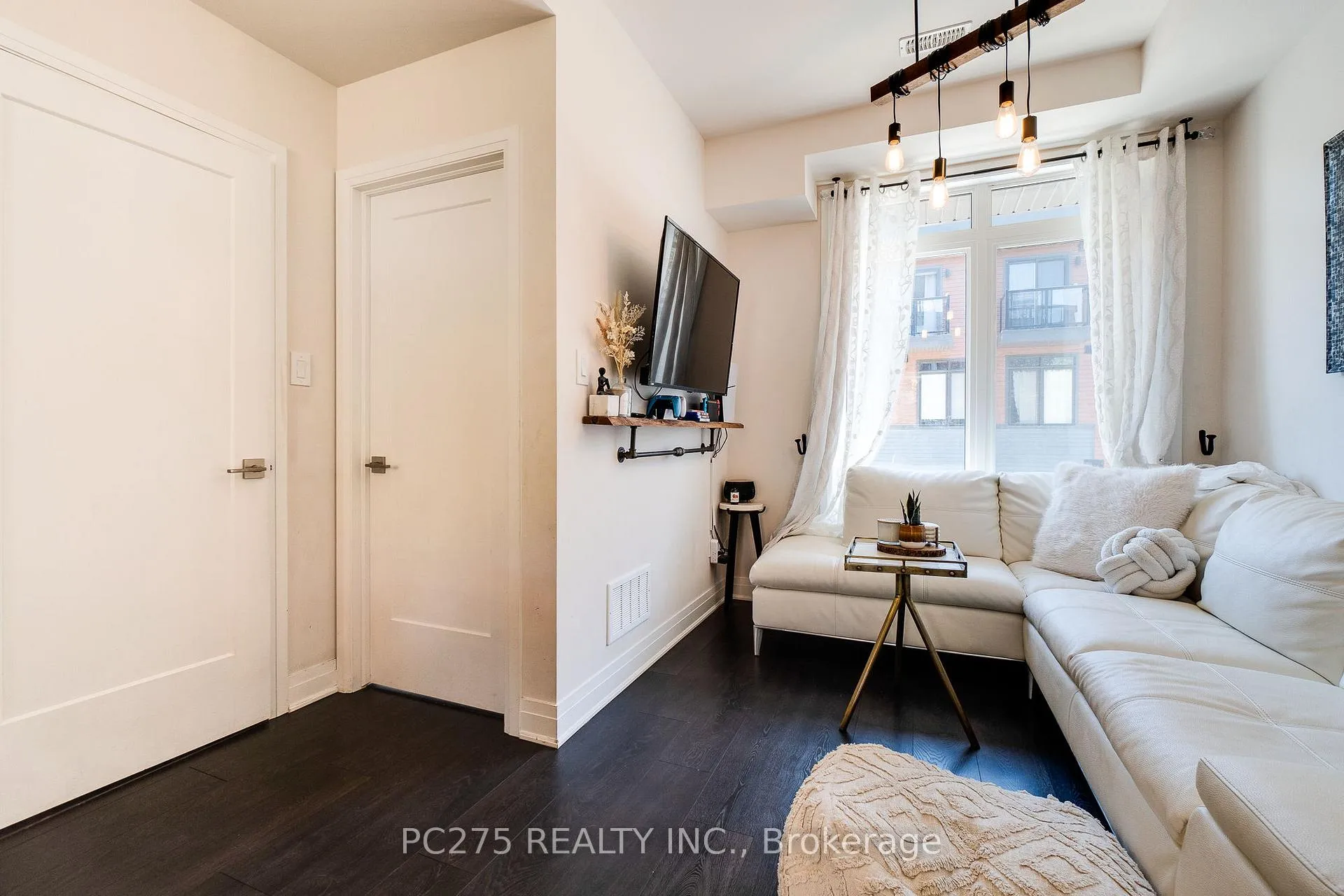Photo 5 of Unit 34, 2 Willow Street, Brant, Paris — HOMEH
