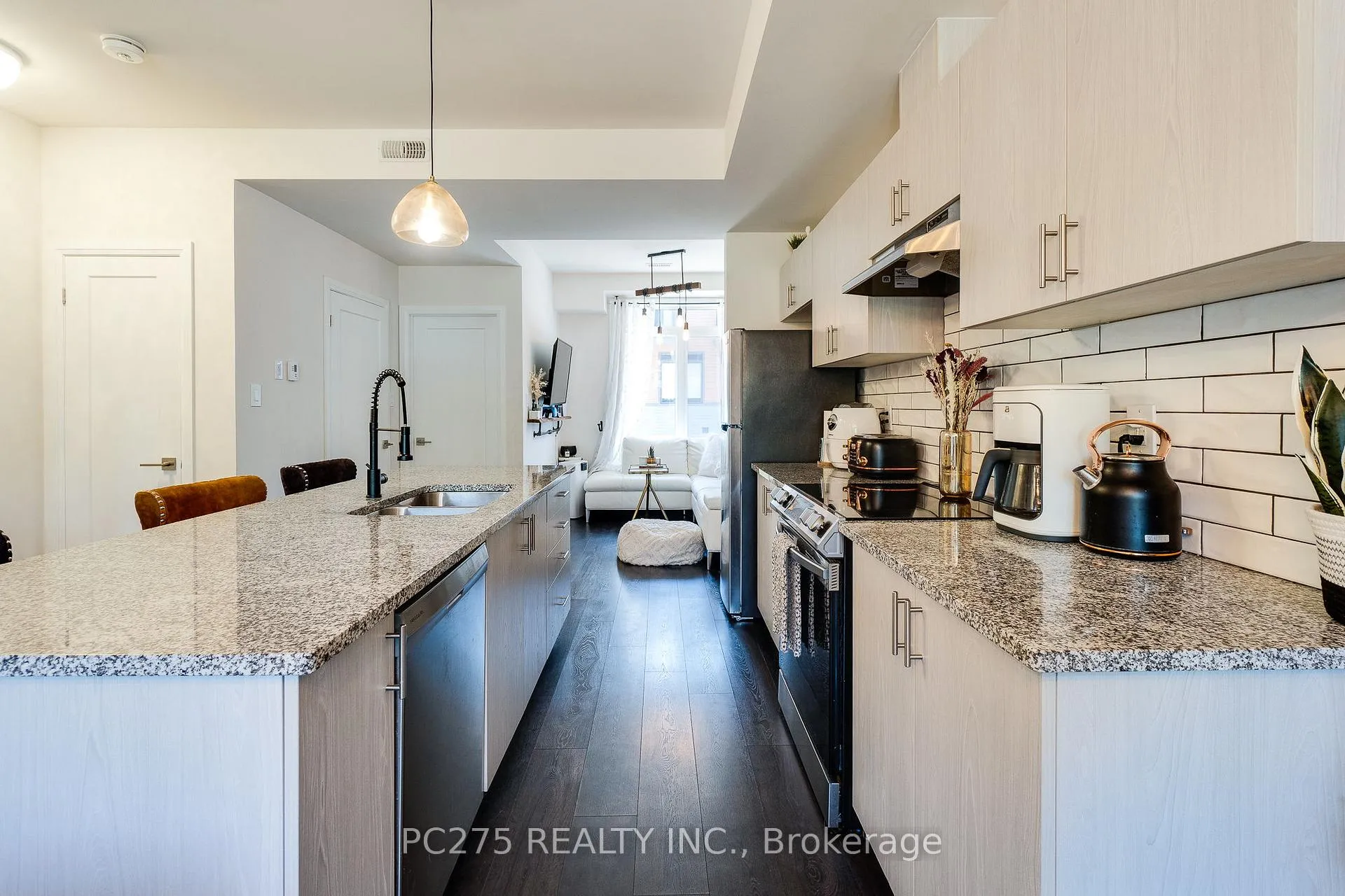 Photo 9 of Unit 34, 2 Willow Street, Brant, Paris — HOMEH