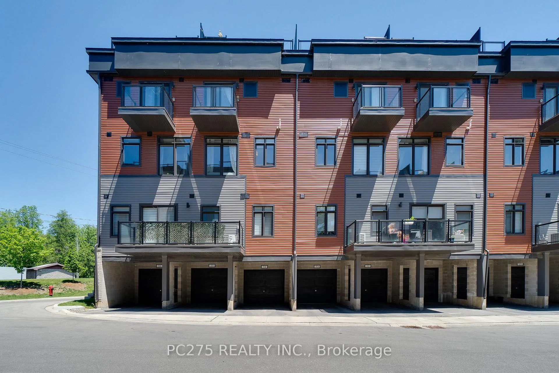 Photo 31 of Unit 34, 2 Willow Street, Brant, Paris — HOMEH