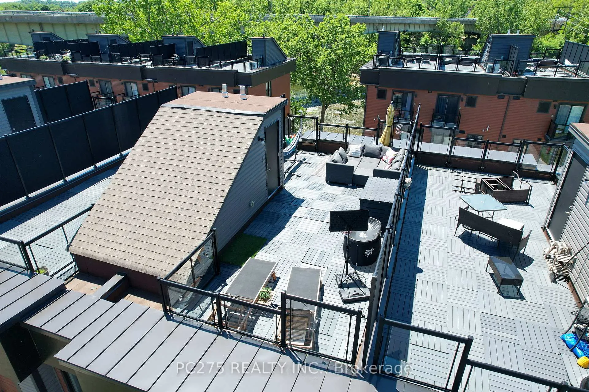 Photo 32 of Unit 34, 2 Willow Street, Brant, Paris — HOMEH