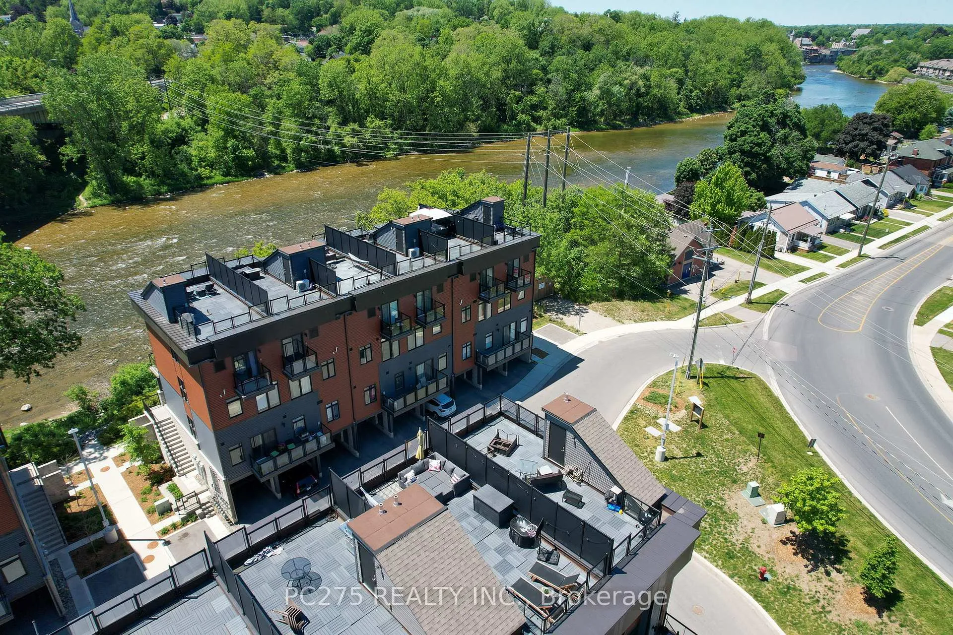 Photo 35 of Unit 34, 2 Willow Street, Brant, Paris — HOMEH