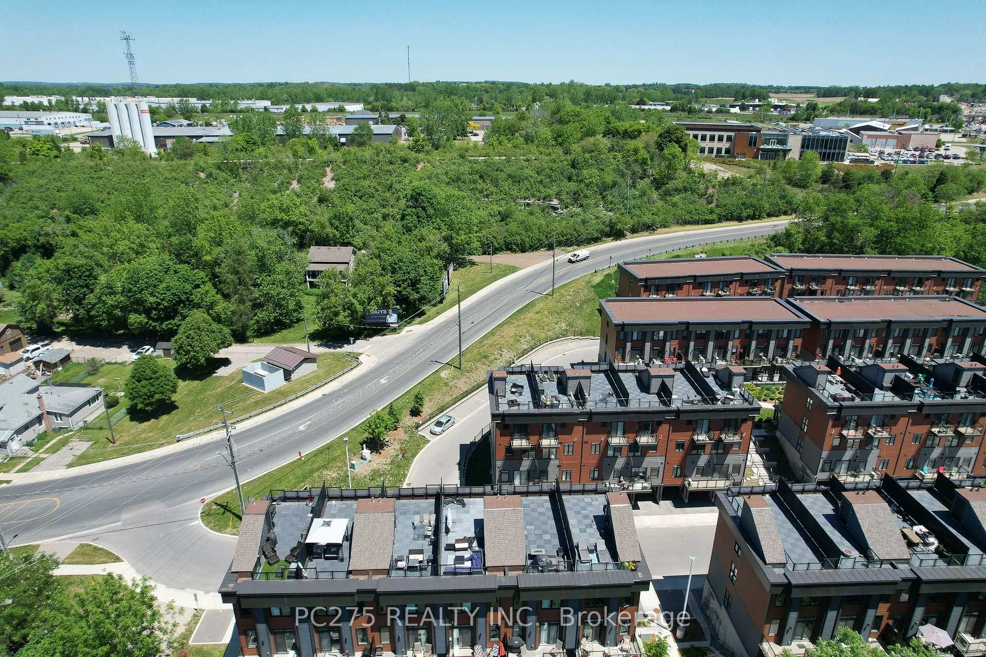Photo 40 of Unit 34, 2 Willow Street, Brant, Paris — HOMEH