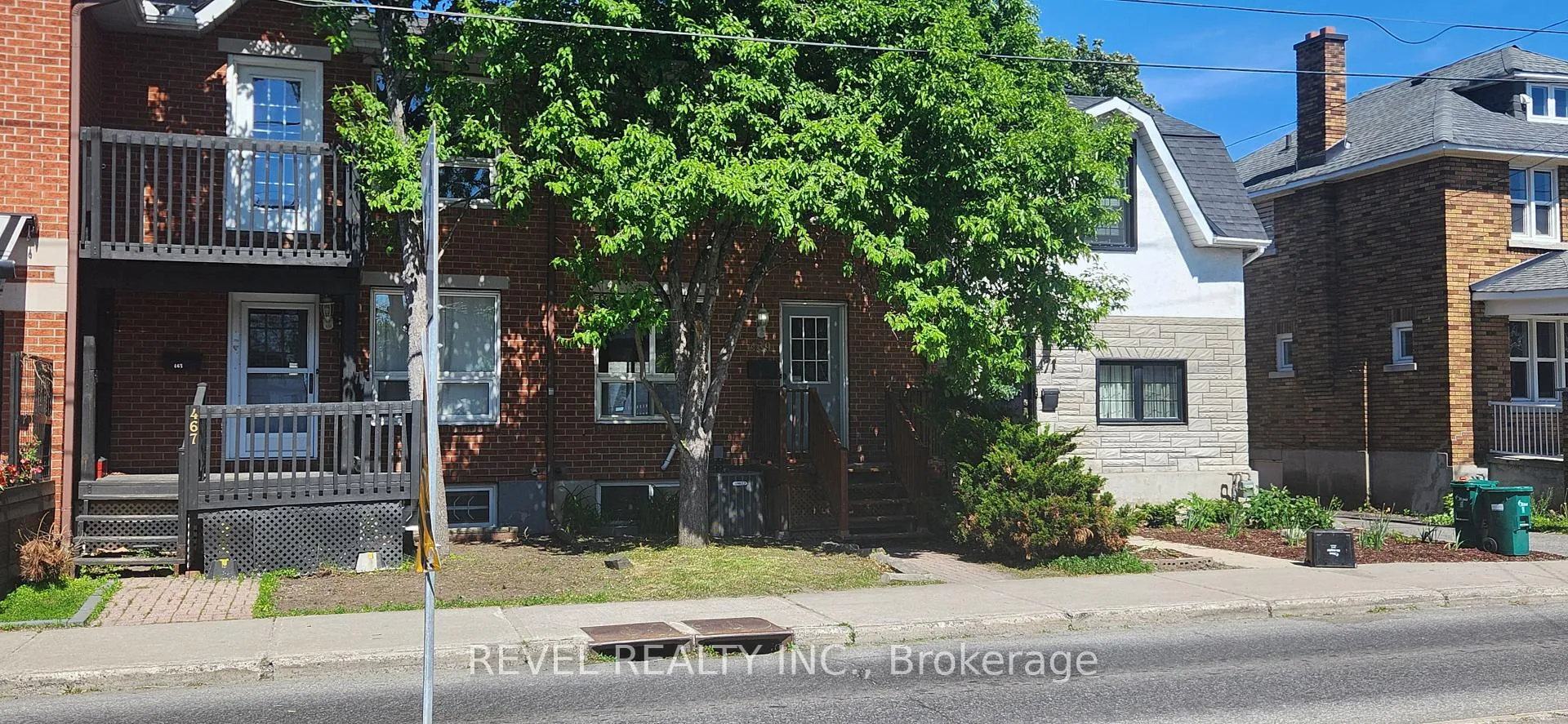 Front of 469 Parkdale Avenue