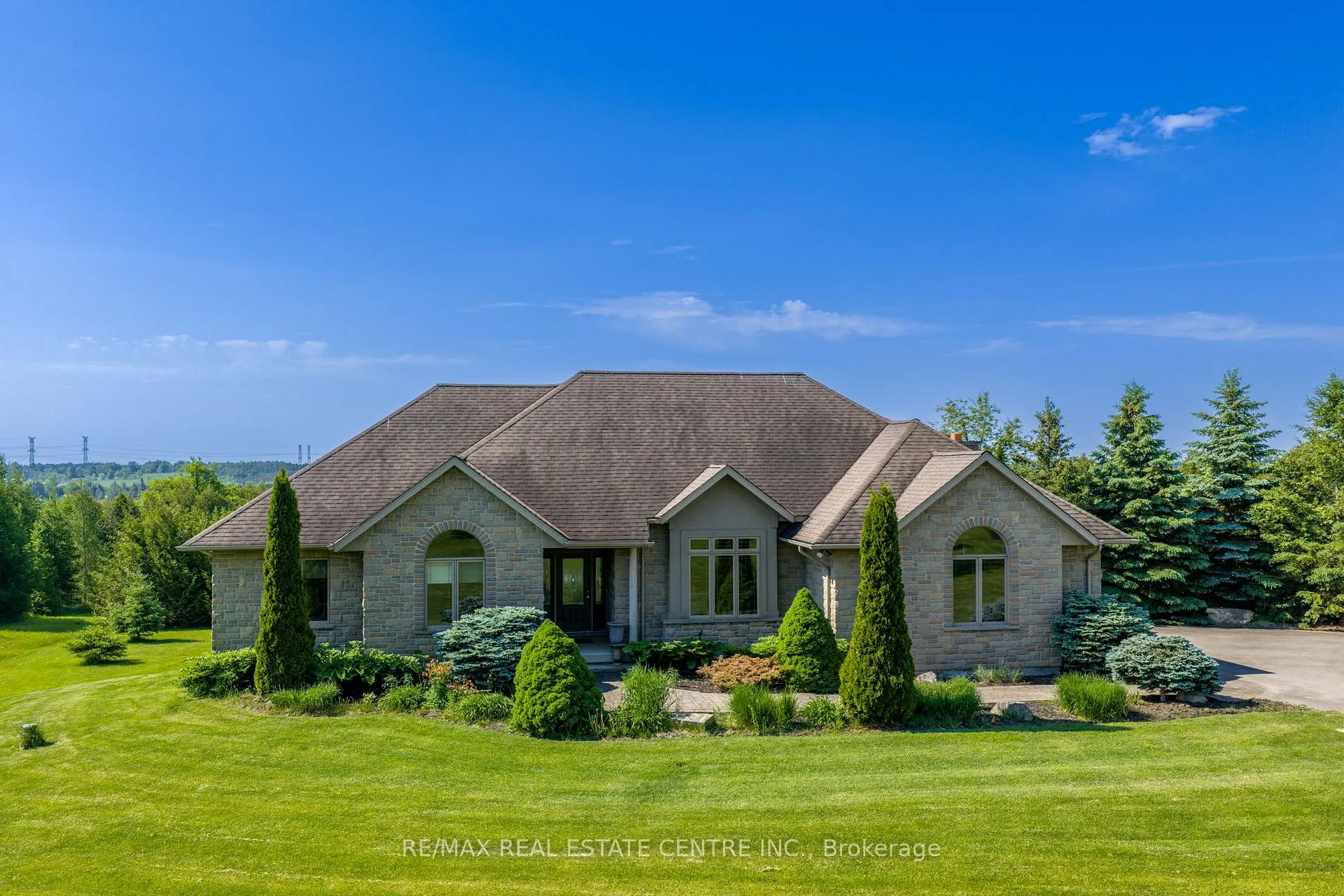 Photo 1 of 9129 Sideroad 17, Erin, Rural Erin — HOMEH