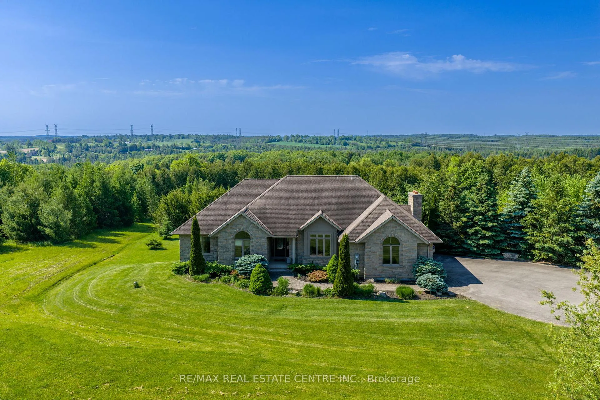 Photo 2 of 9129 Sideroad 17, Erin, Rural Erin — HOMEH