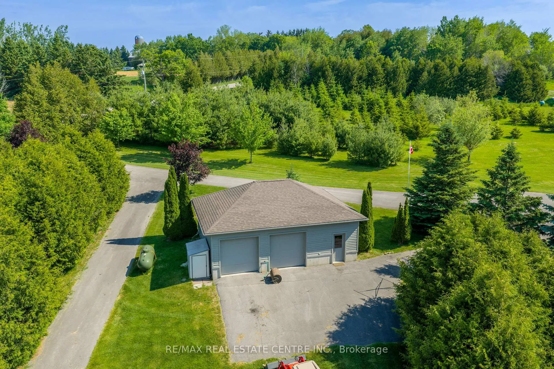Photo 44 of 9129 Sideroad 17, Erin, Rural Erin — HOMEH