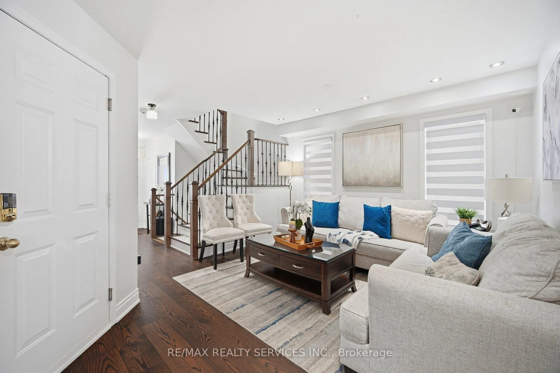 Photo 3 of 47 Newark Way, Brampton, Fletcher's Meadow — HOMEH