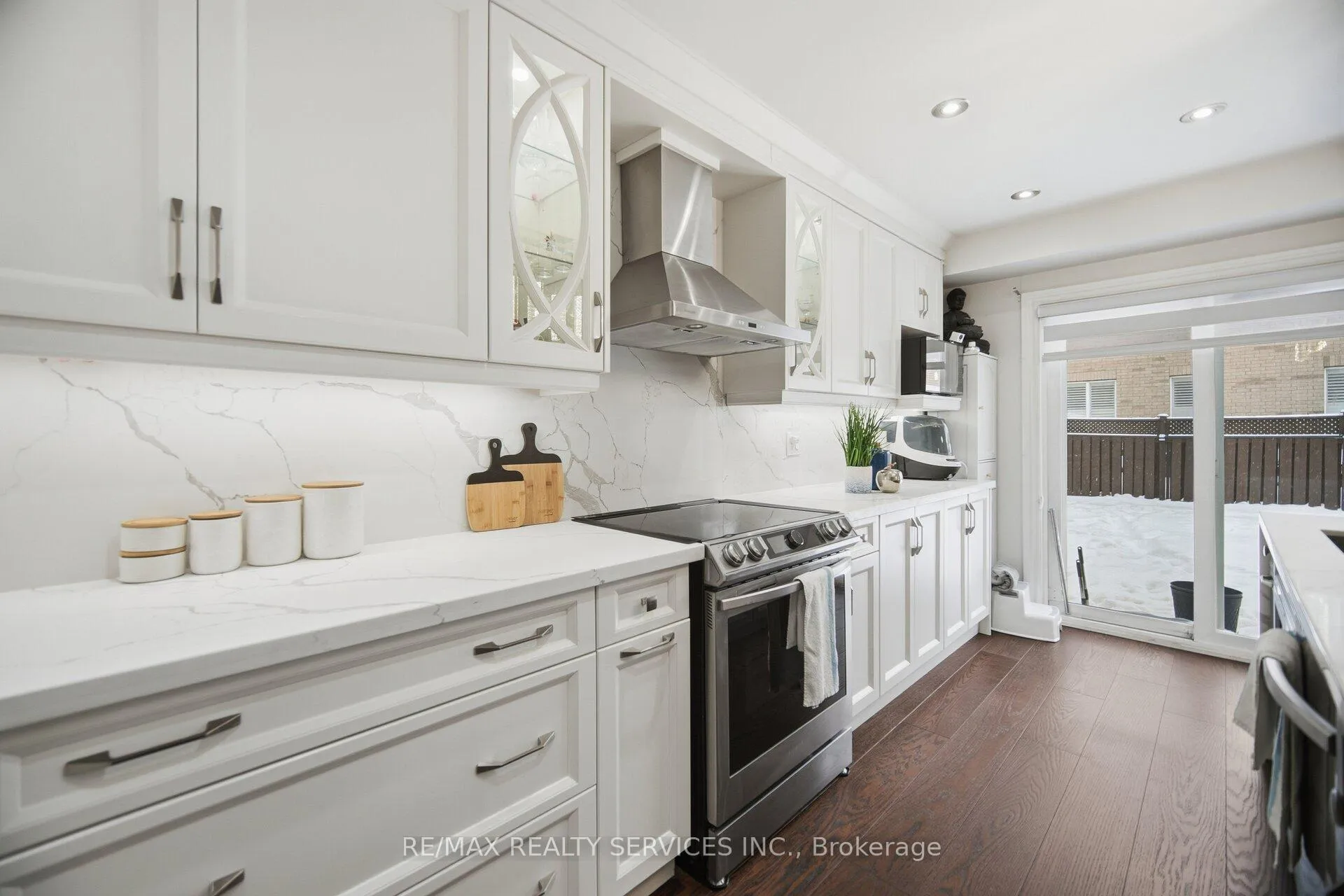 Photo 14 of 47 Newark Way, Brampton, Fletcher's Meadow — HOMEH