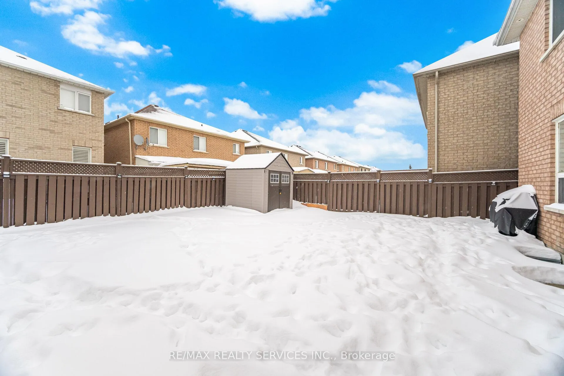Photo 48 of 47 Newark Way, Brampton, Fletcher's Meadow — HOMEH