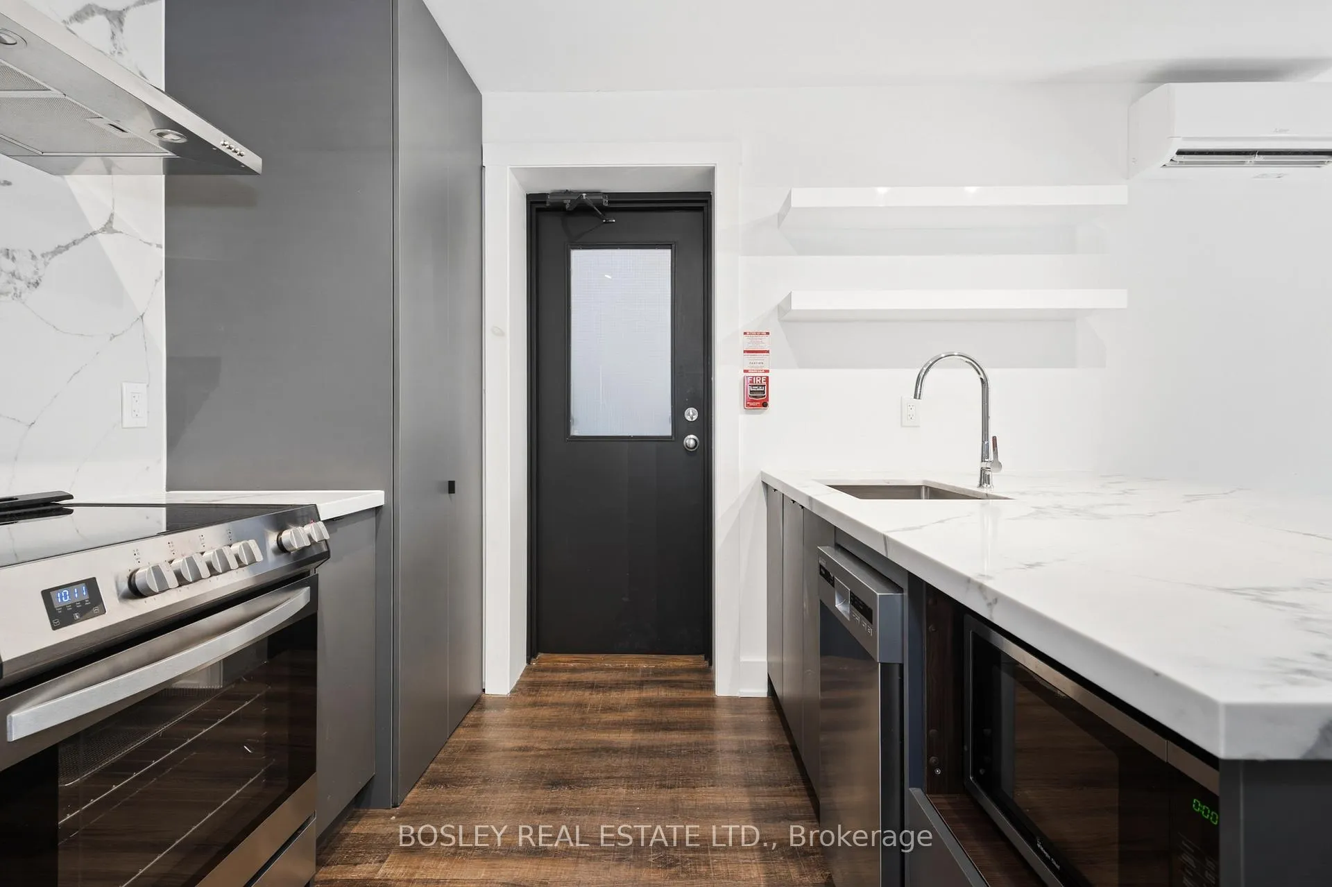 Photo 6 of Unit 2, 334 Gladstone Avenue, Toronto, Little Portugal — HOMEH