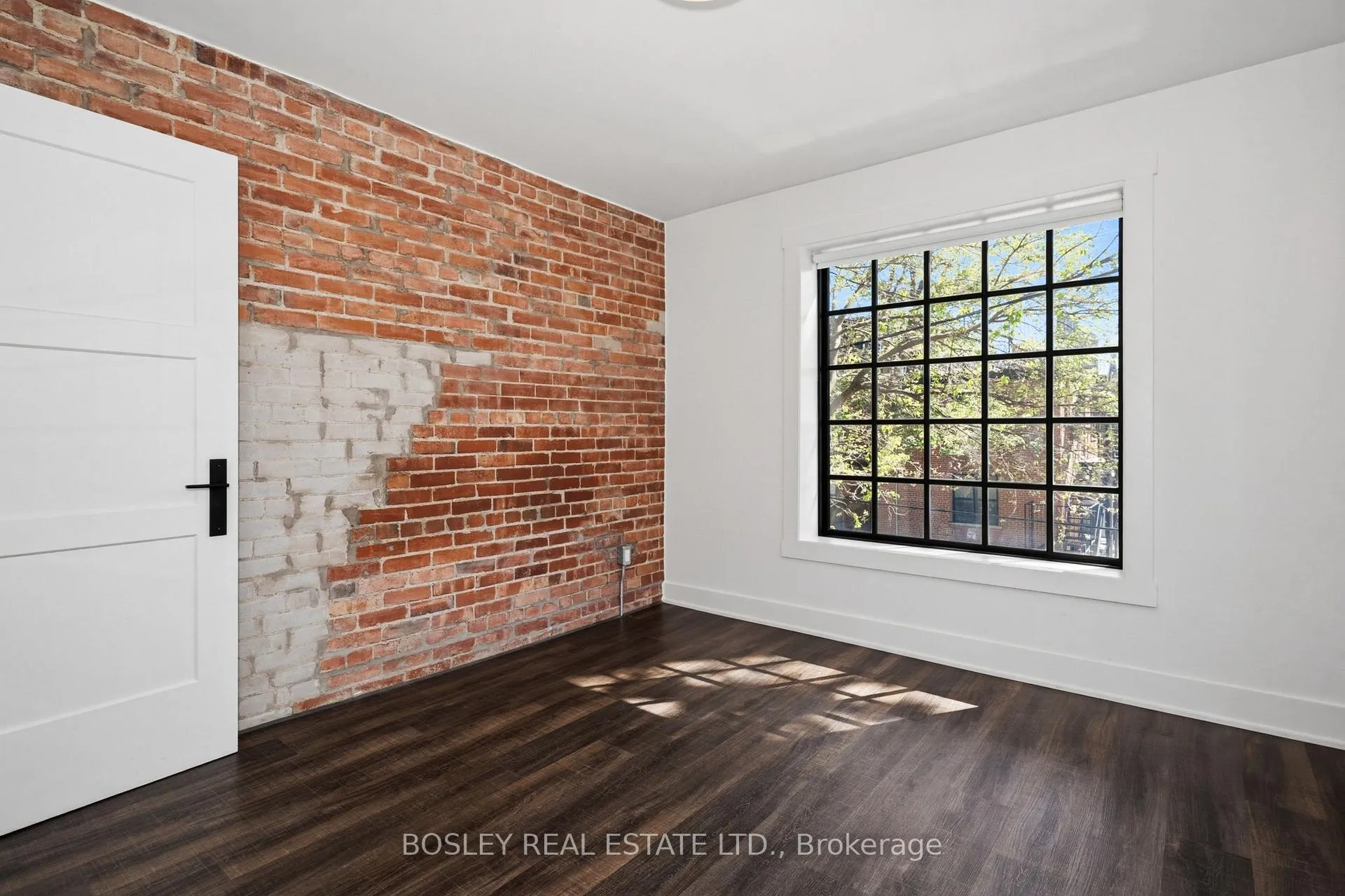 Photo 10 of Unit 2, 334 Gladstone Avenue, Toronto, Little Portugal — HOMEH