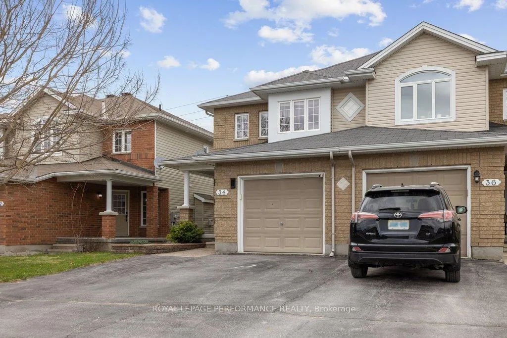 Photo 1 of 34 Moe Robillard Street, Arnprior — HOMEH