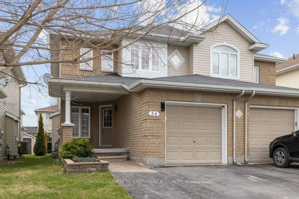 Photo 3 of 34 Moe Robillard Street, Arnprior — HOMEH