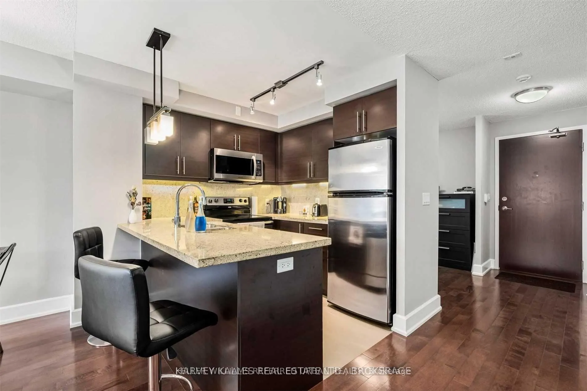 Photo 10 of Unit 512, 676 Sheppard Avenue E, North York, Bayview Village — HOMEH