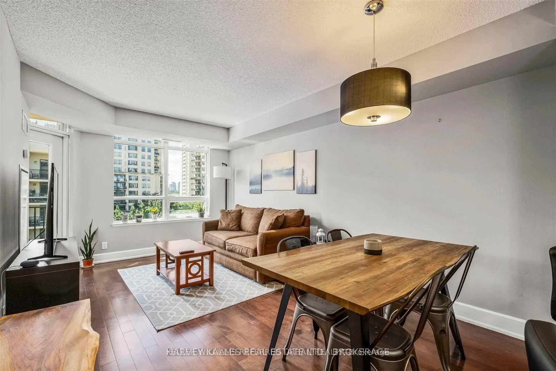 Photo 11 of Unit 512, 676 Sheppard Avenue E, North York, Bayview Village — HOMEH