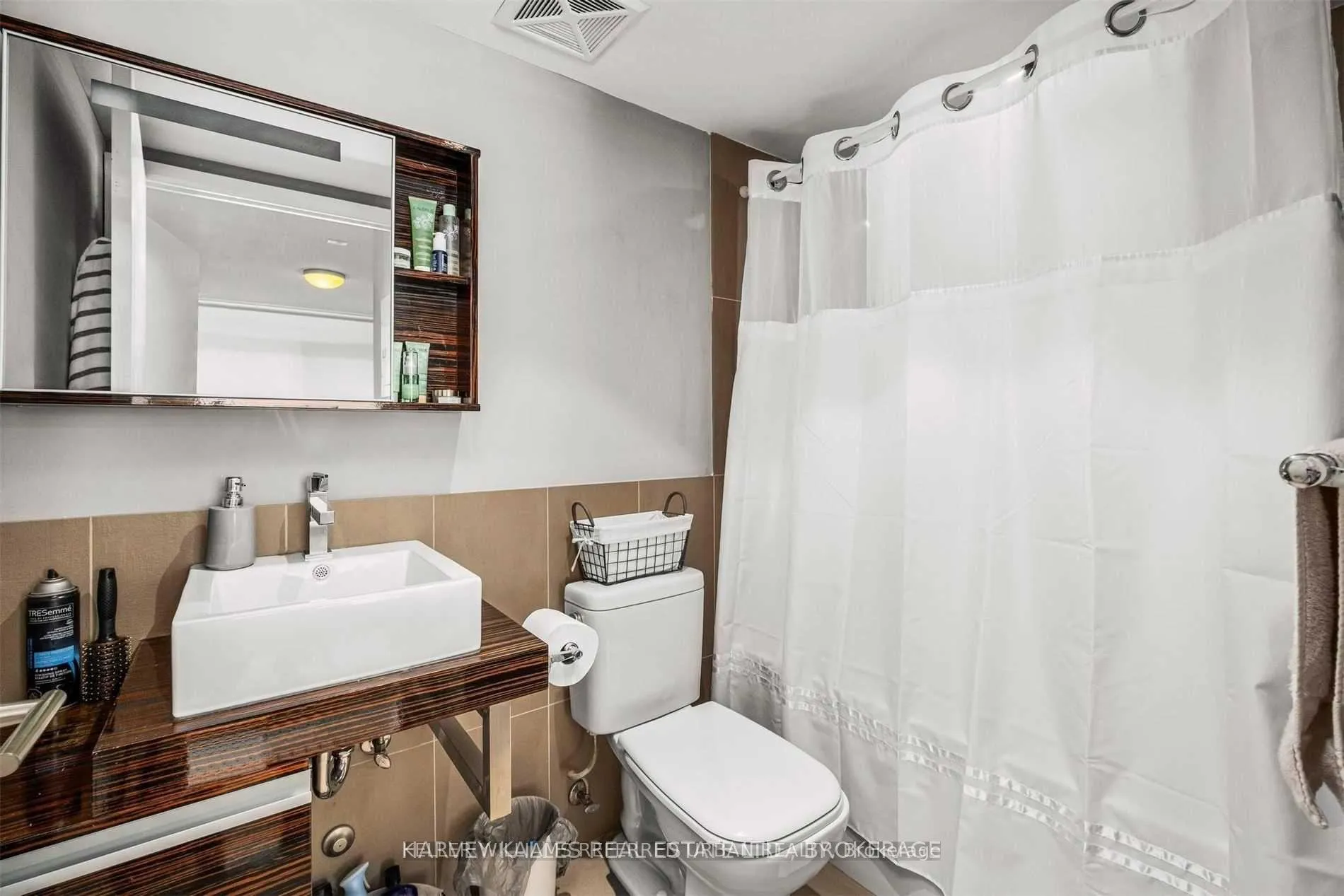 Photo 16 of Unit 512, 676 Sheppard Avenue E, North York, Bayview Village — HOMEH