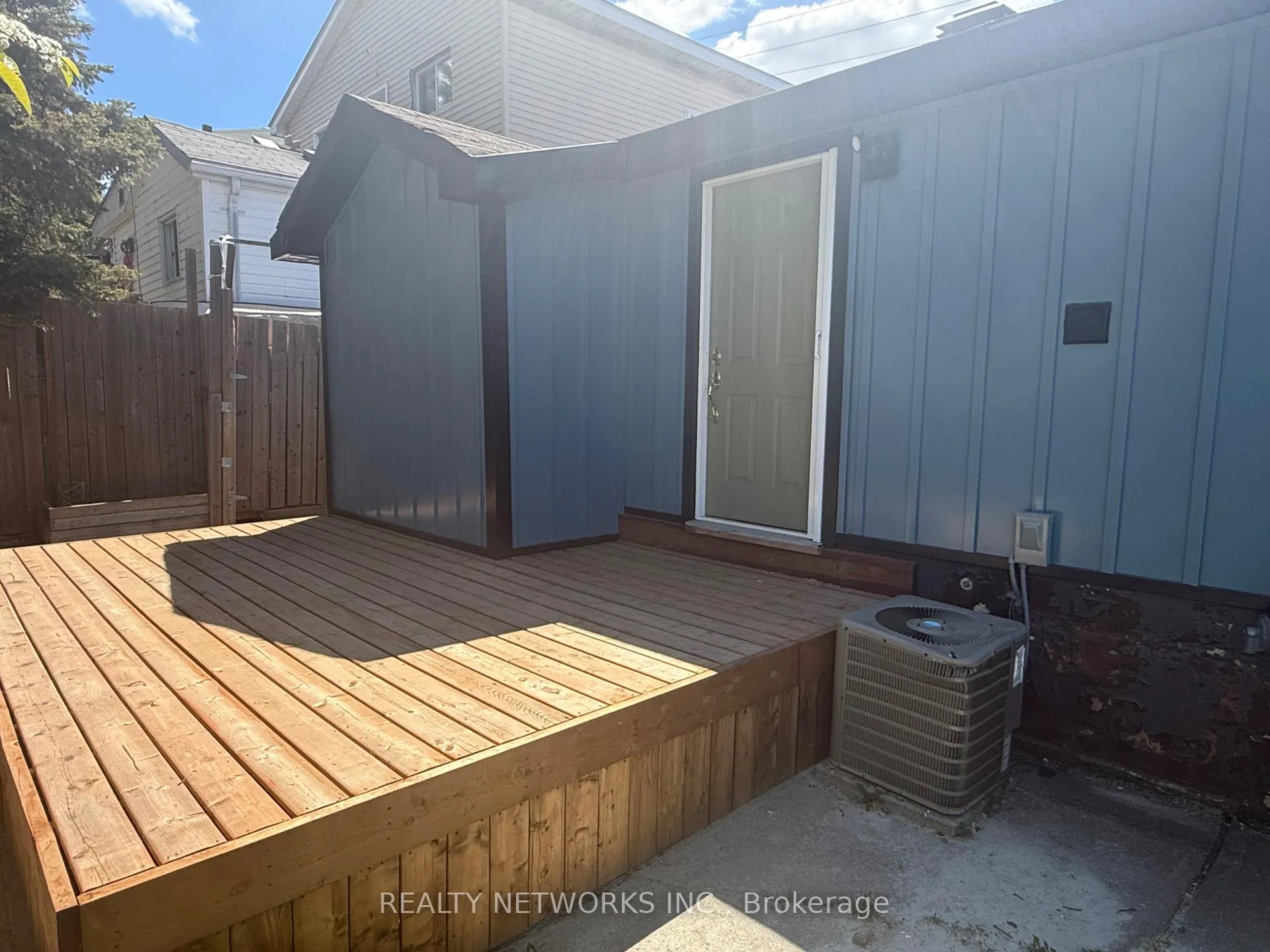 Photo 4 of 109 Croatia Avenue, Timmins, SCH - Main Area — HOMEH