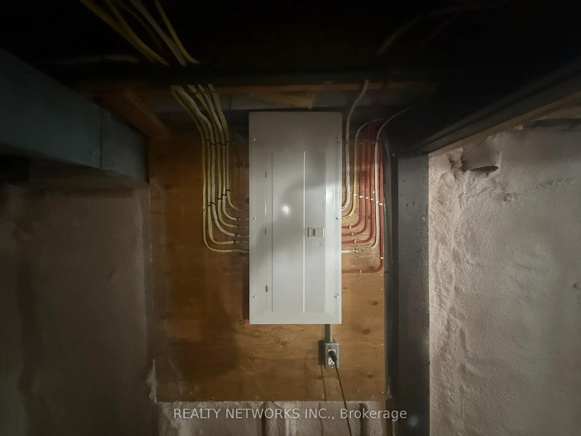 Photo 15 of 109 Croatia Avenue, Timmins, SCH - Main Area — HOMEH