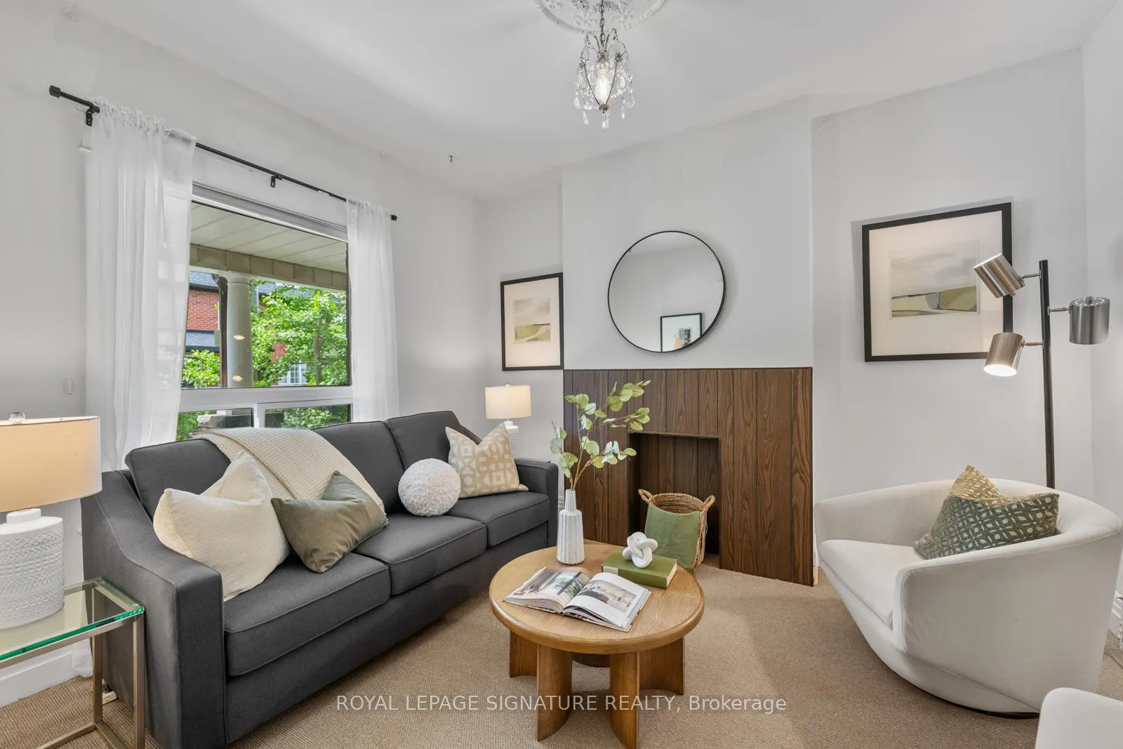 Photo 2 of 261A St Helen's Avenue, Toronto, Dufferin Grove — HOMEH