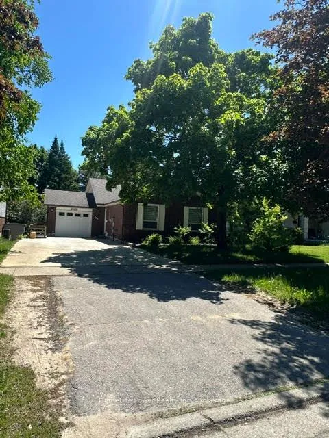 Photo 15 of 165 Bechtel Street W, Kitchener, Pioneer Park — HOMEH