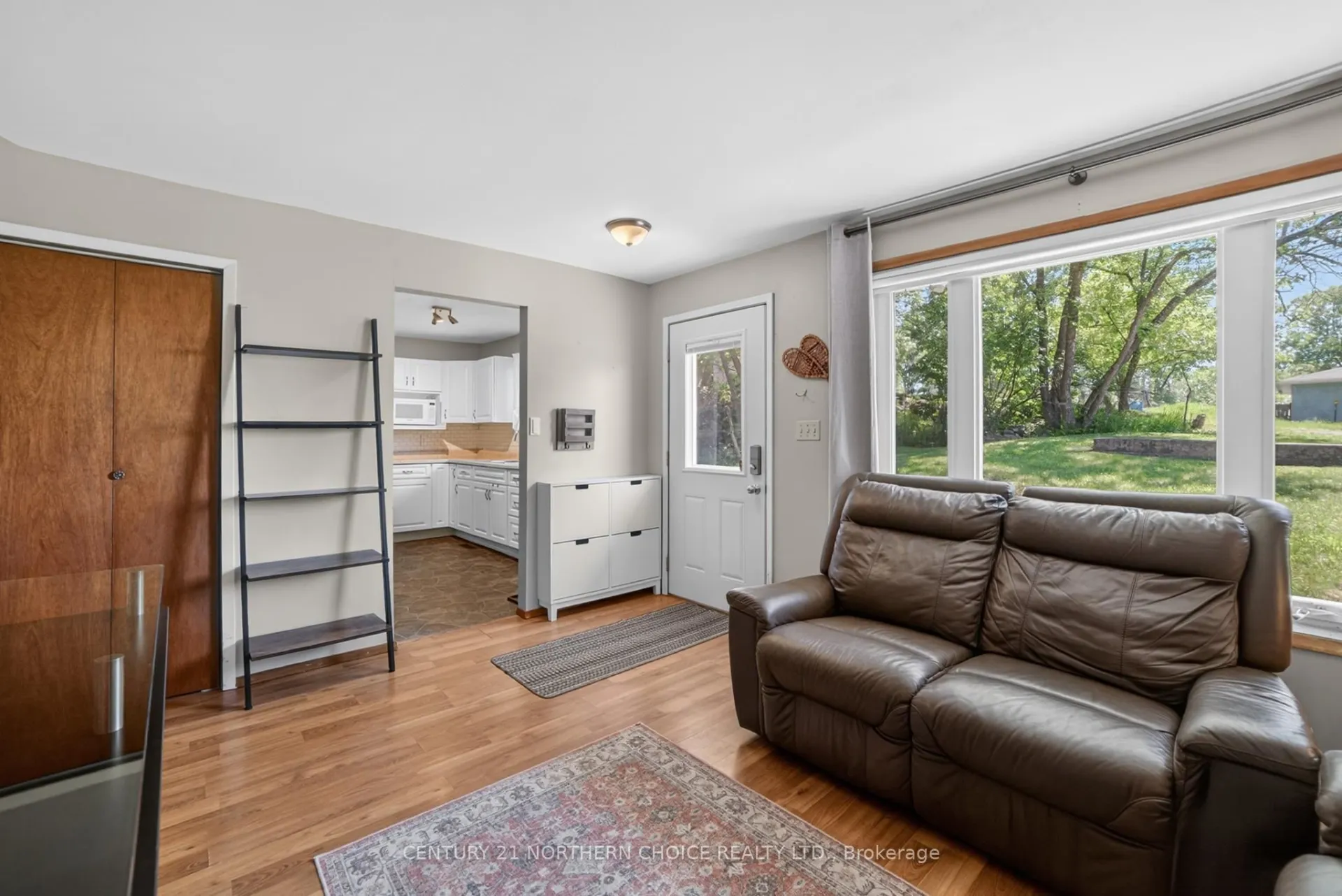 Photo 7 of 306 Fourth Street North, Kenora, North End — HOMEH