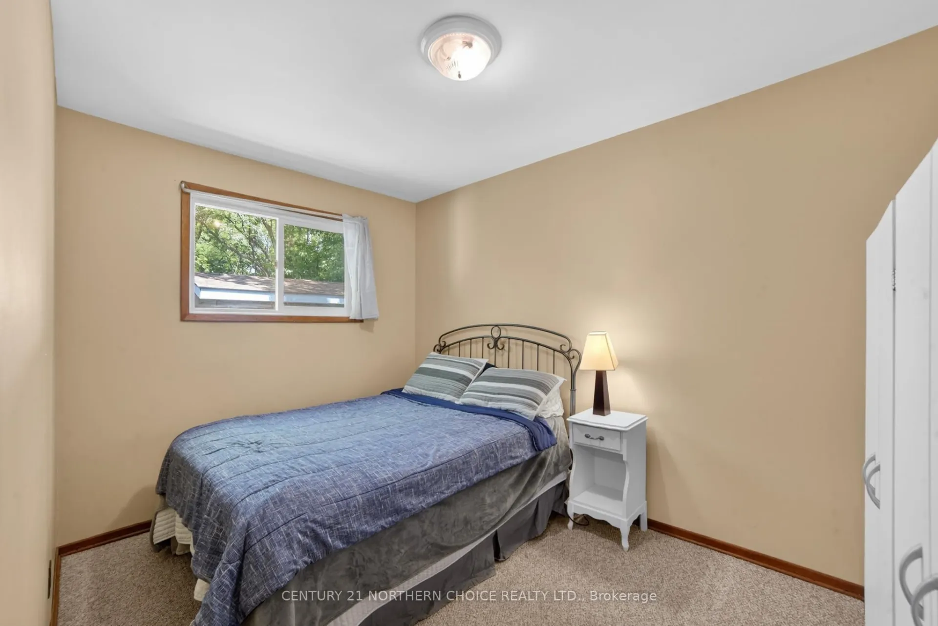 Photo 15 of 306 Fourth Street North, Kenora, North End — HOMEH