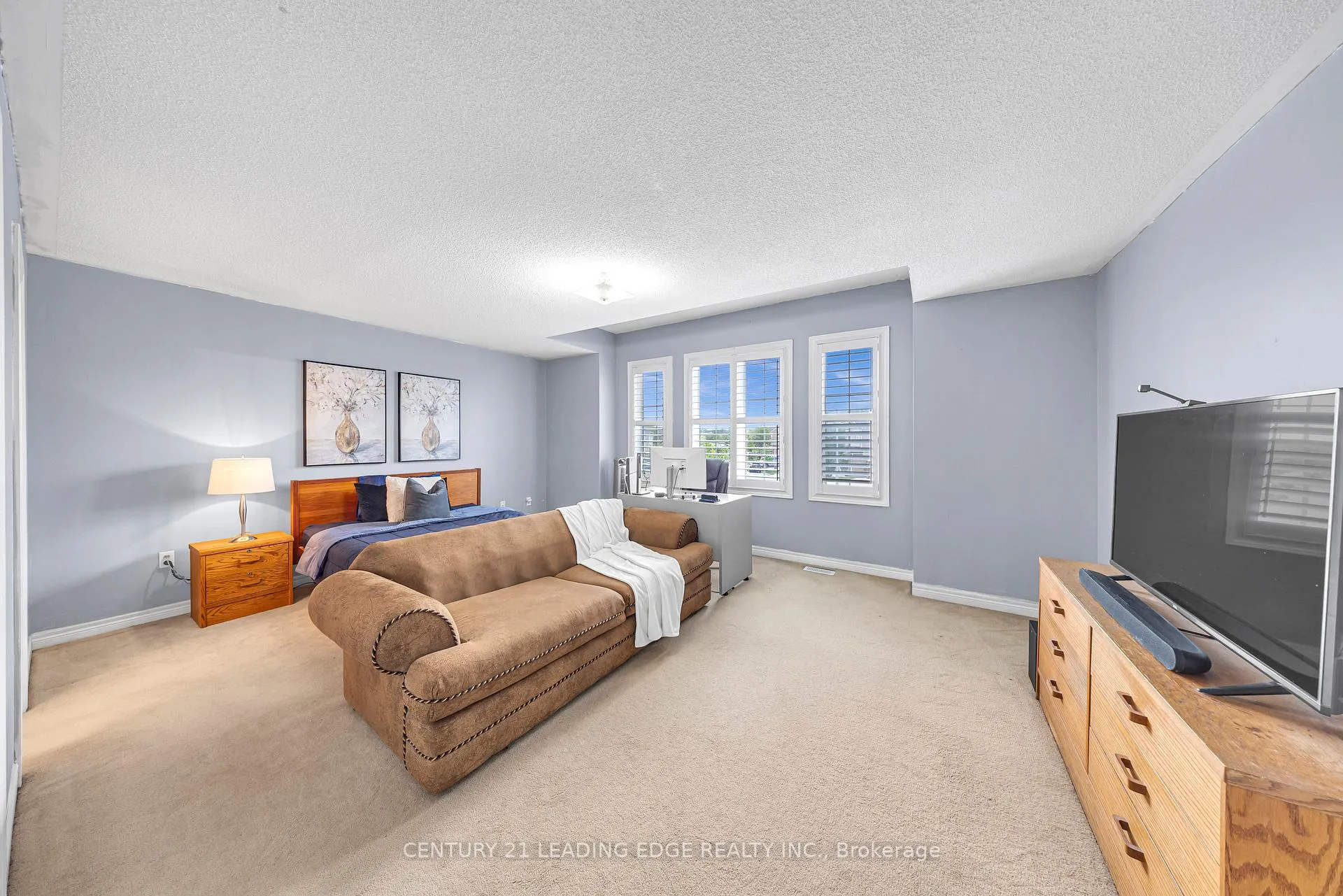 Photo 24 of 40 Ann Louise Crescent, Markham, Cedarwood — HOMEH