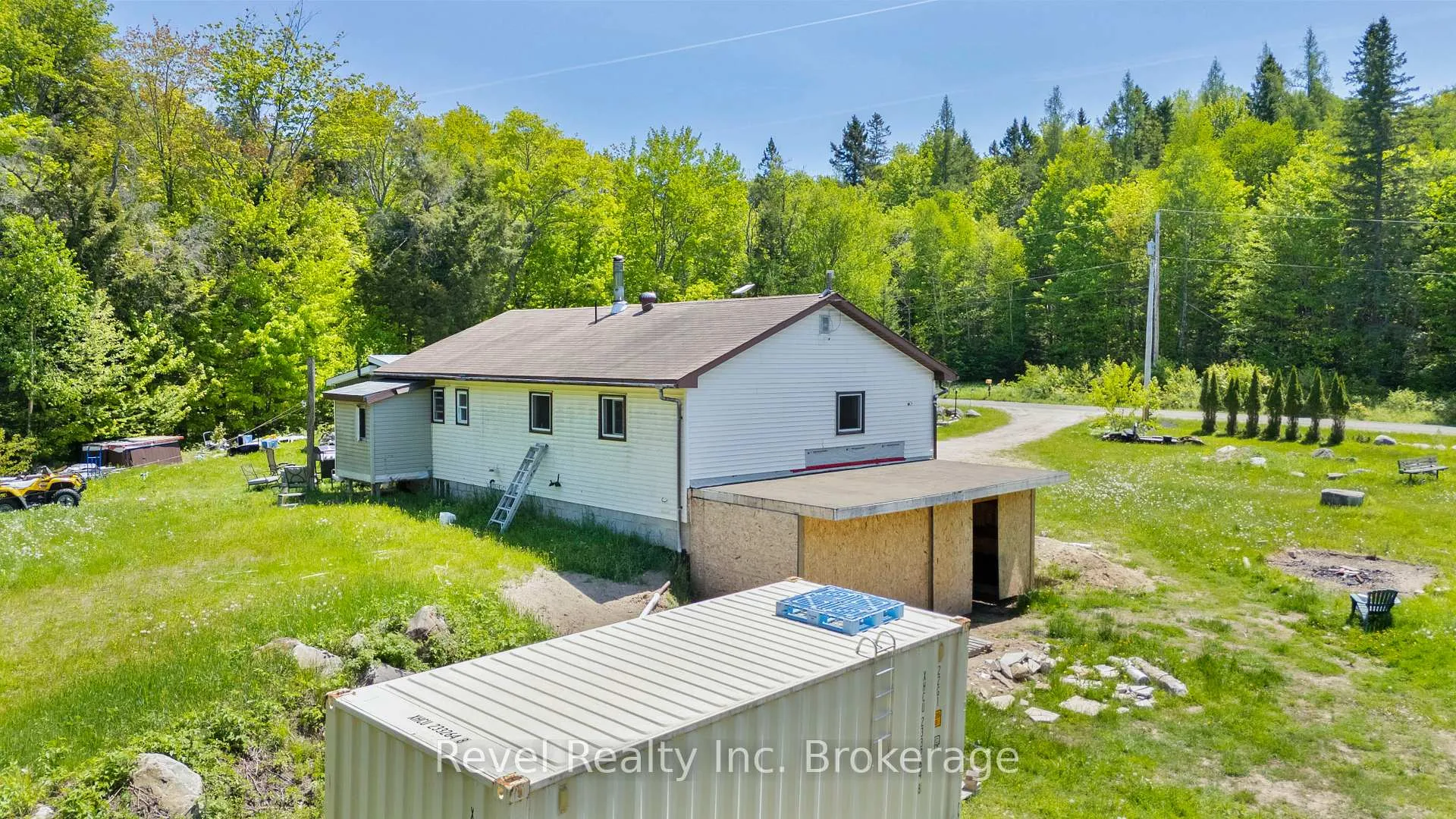 Photo 4 of 1150 Royston Road, Ryerson — HOMEH