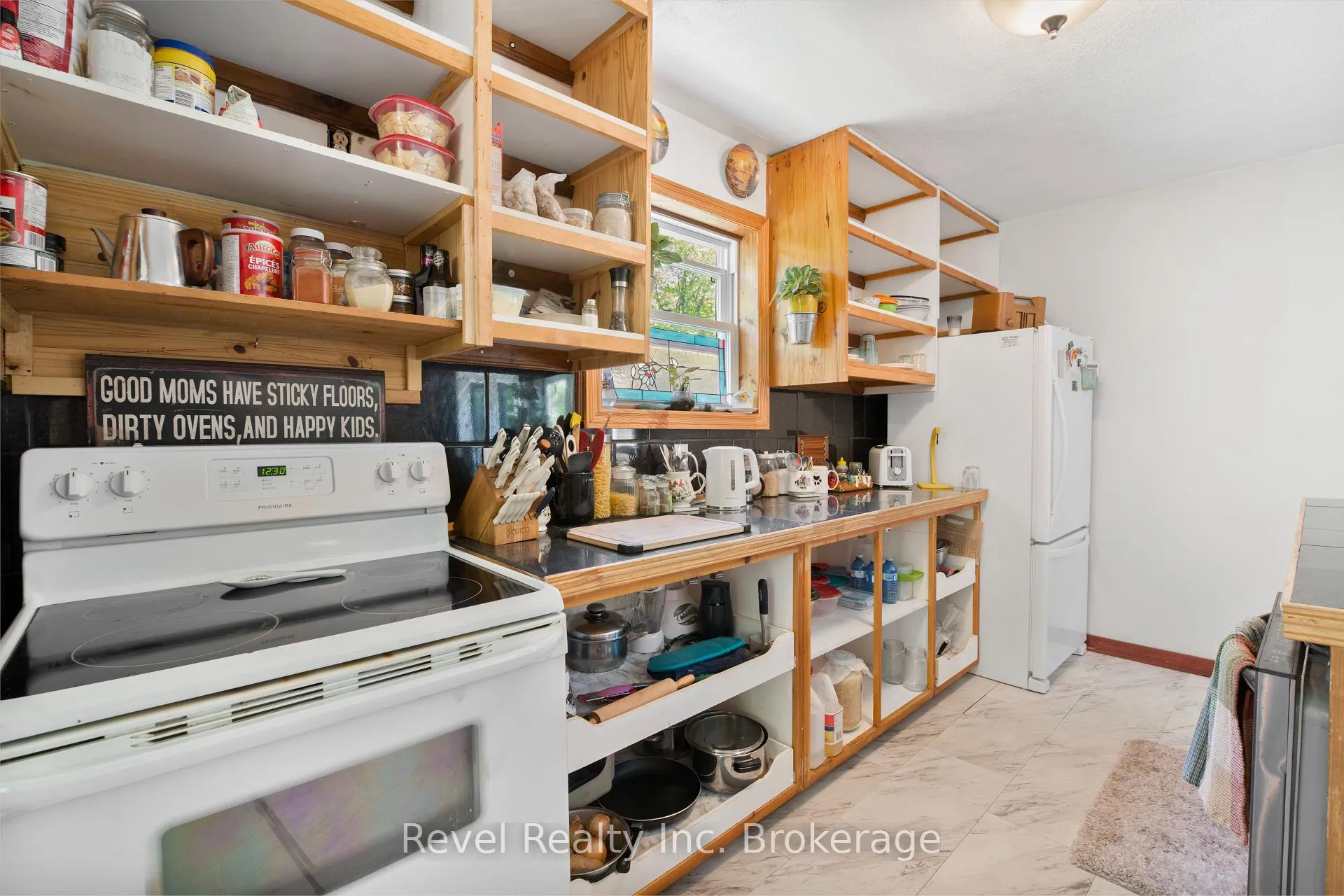 Photo 5 of 1150 Royston Road, Ryerson — HOMEH