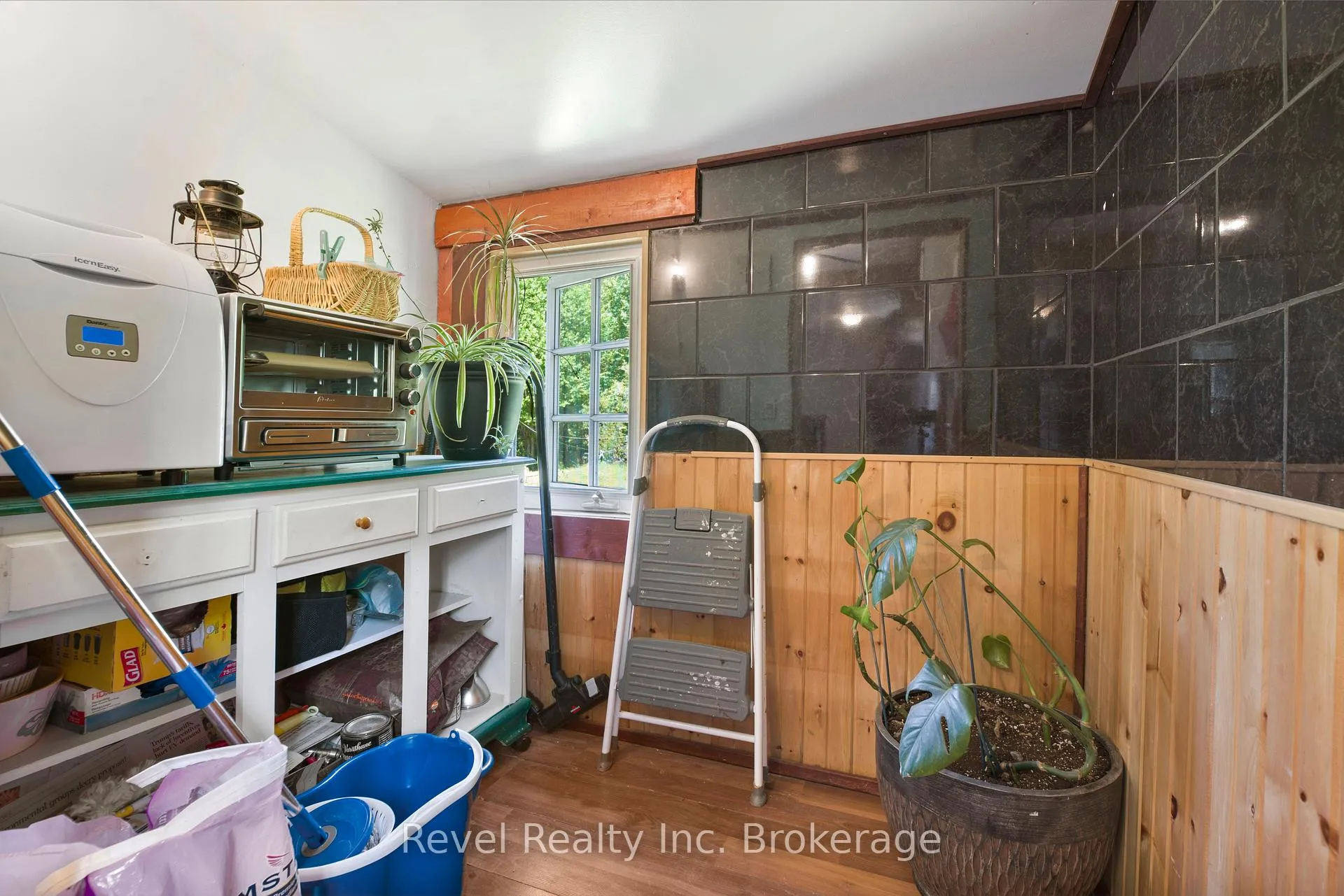 Photo 12 of 1150 Royston Road, Ryerson — HOMEH