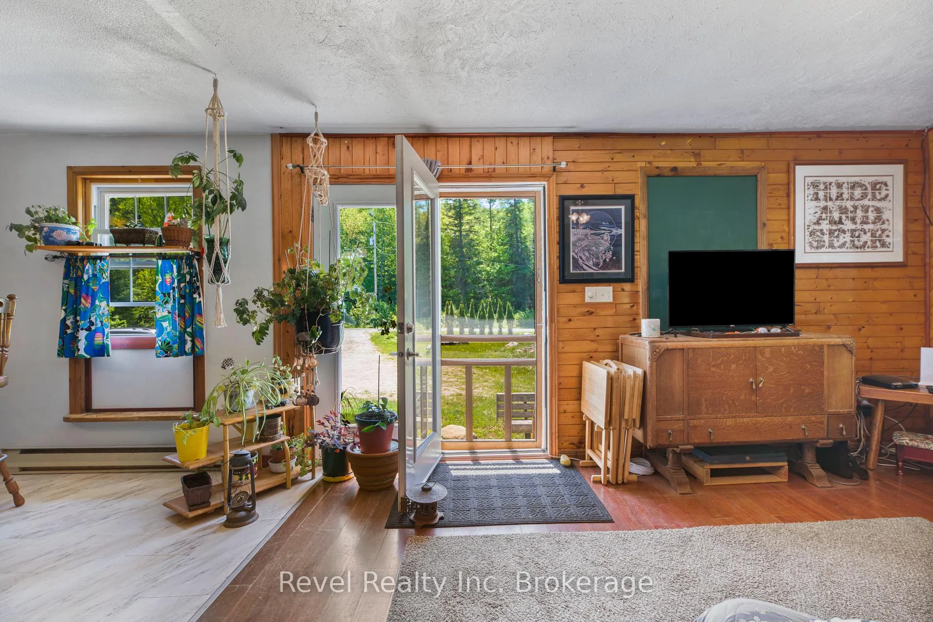 Photo 14 of 1150 Royston Road, Ryerson — HOMEH