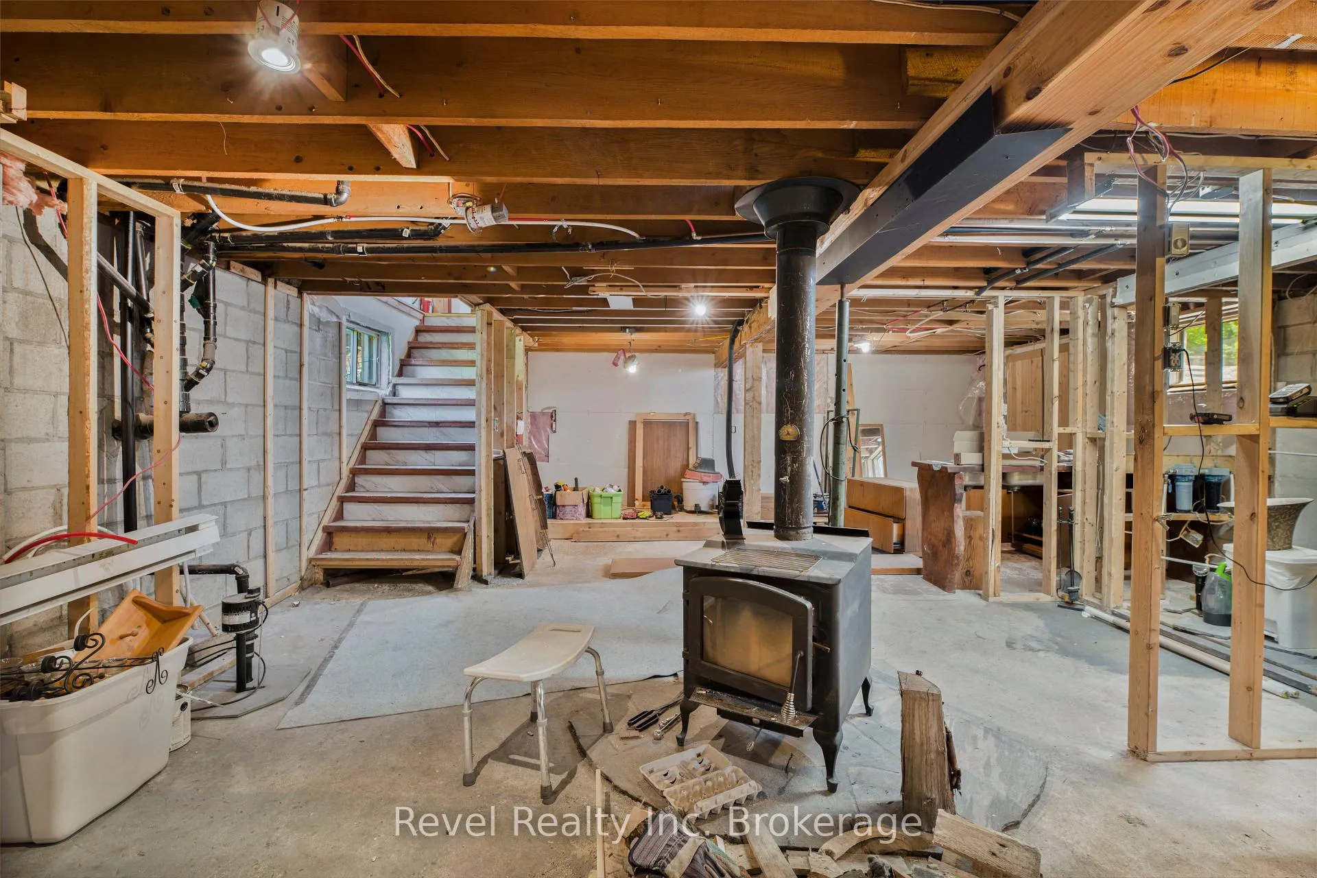 Photo 27 of 1150 Royston Road, Ryerson — HOMEH