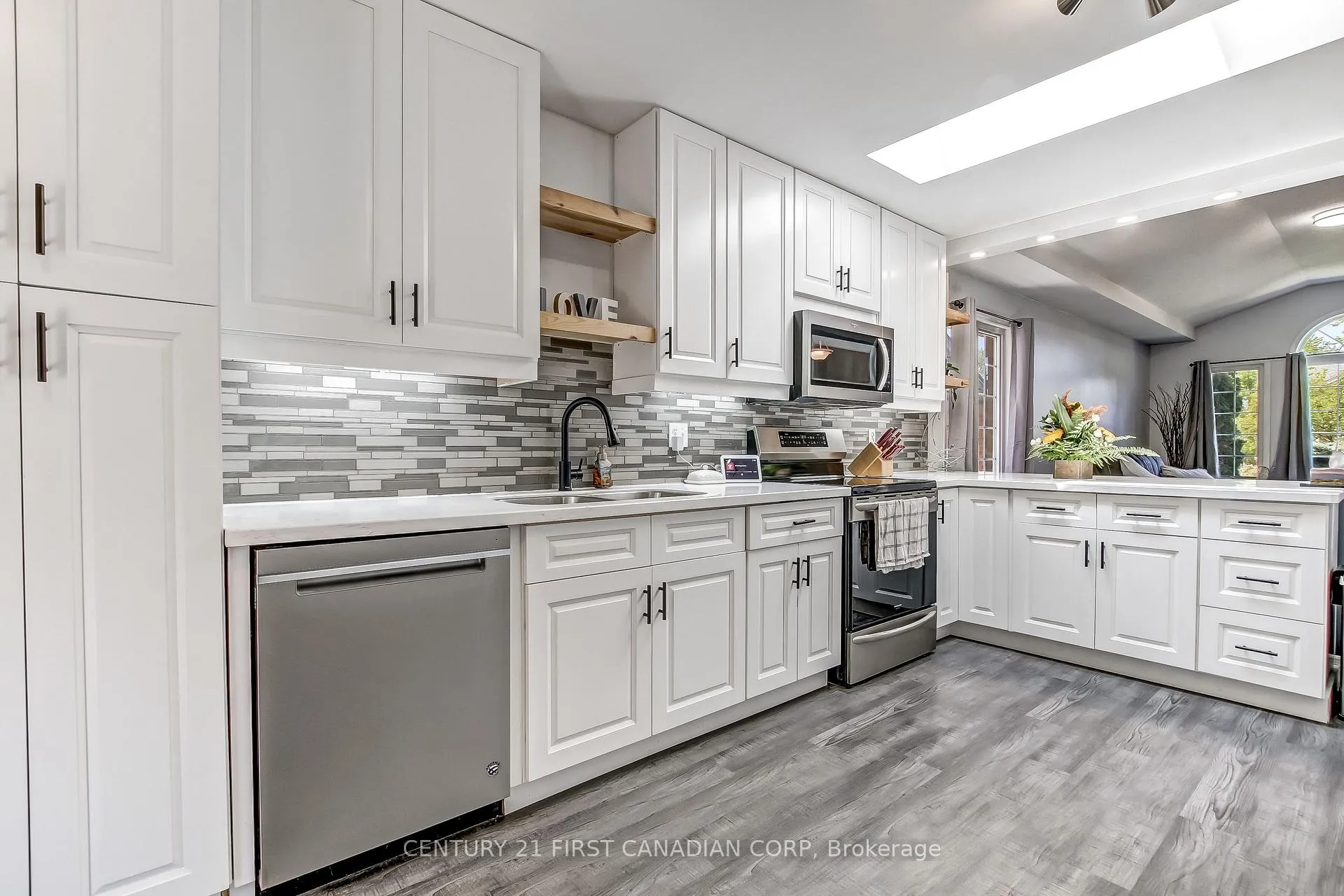 Photo 32 of 10 Steeplechase Court, St. Thomas — HOMEH