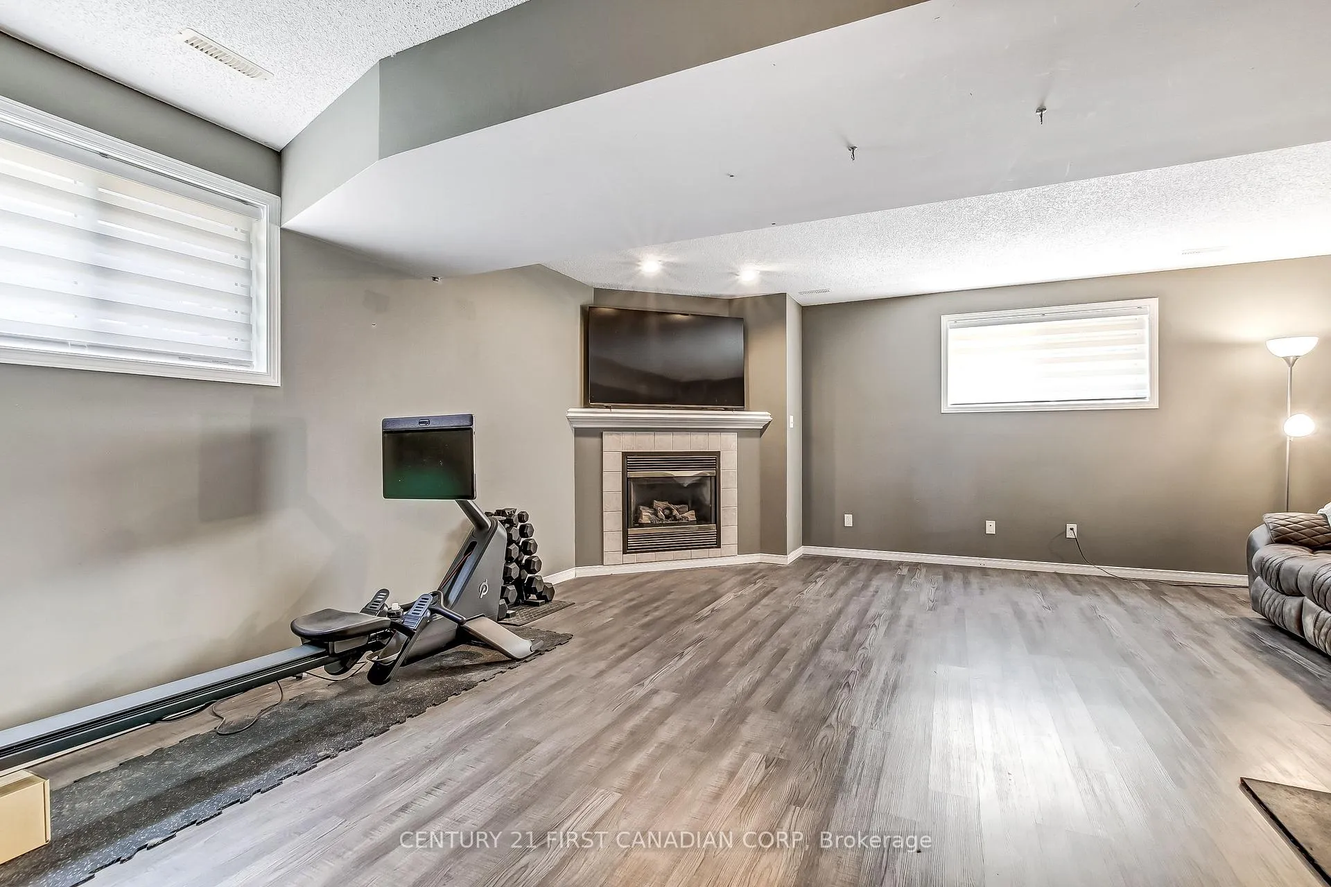 Photo 8 of 10 Steeplechase Court, St. Thomas — HOMEH
