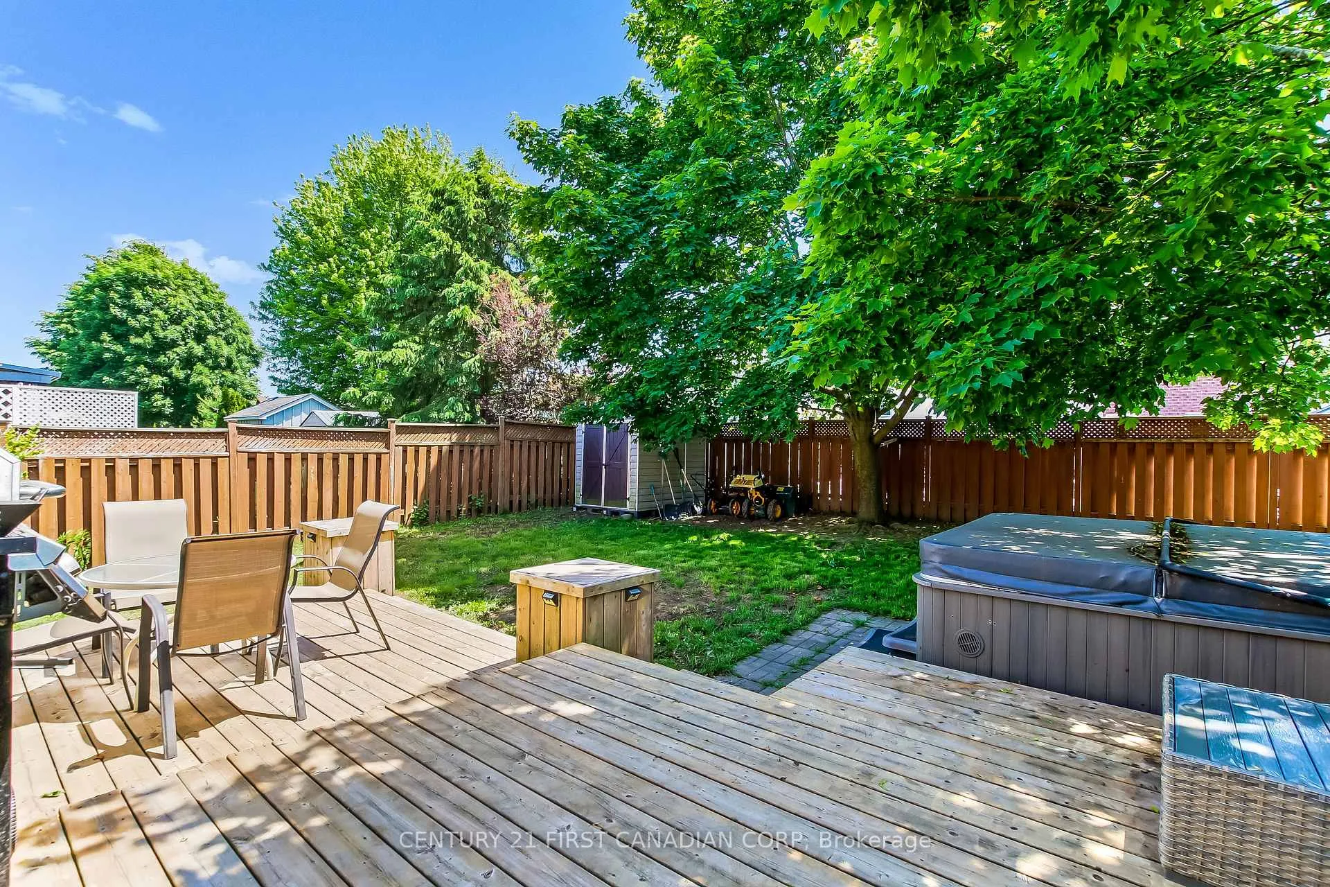Photo 15 of 10 Steeplechase Court, St. Thomas — HOMEH