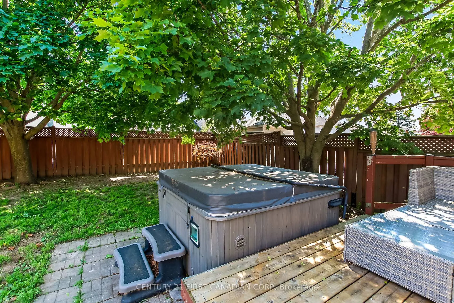 Photo 17 of 10 Steeplechase Court, St. Thomas — HOMEH