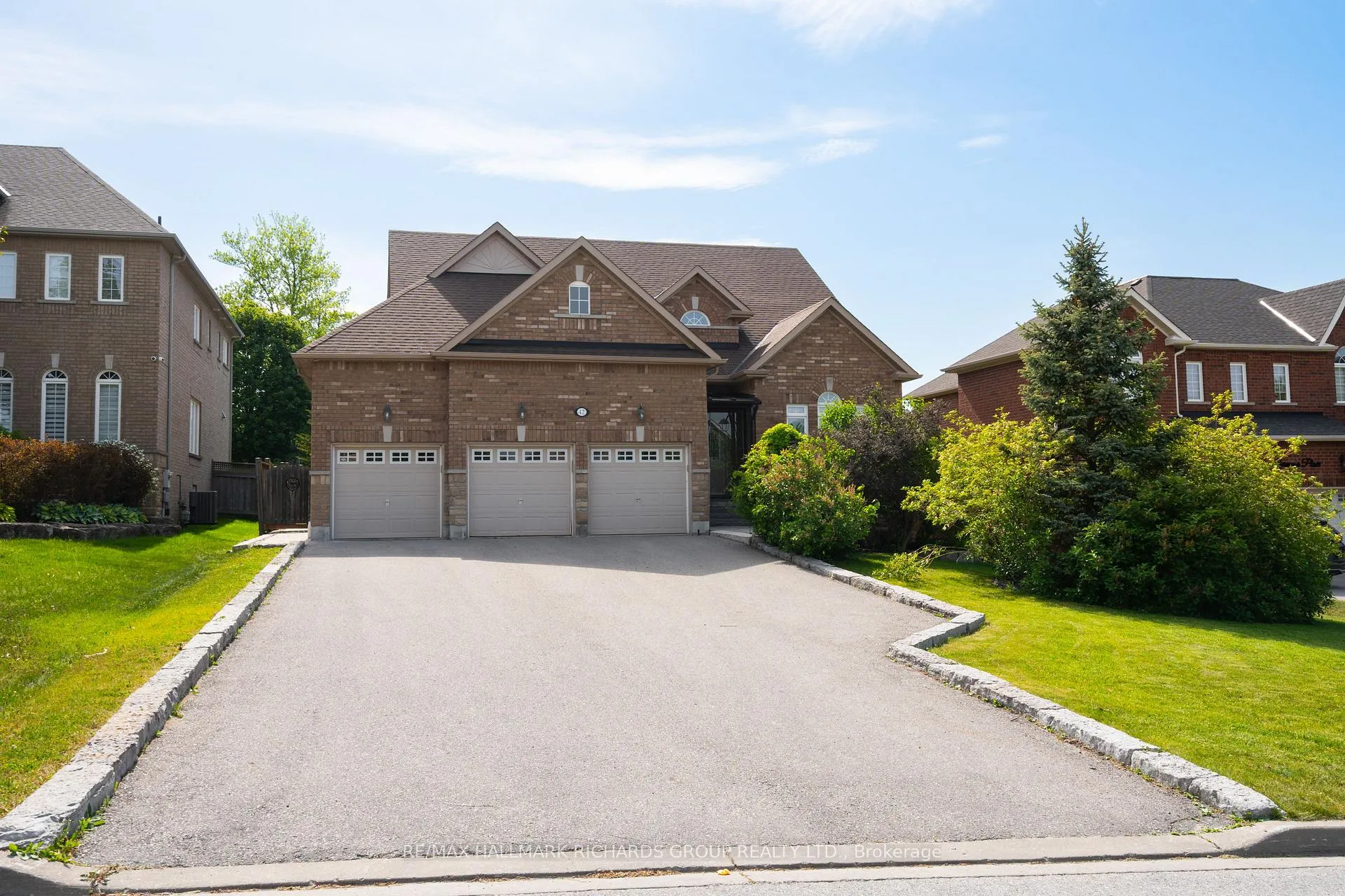 Photo 1 of 42 Germana Place, Vaughan, Rural Vaughan — HOMEH