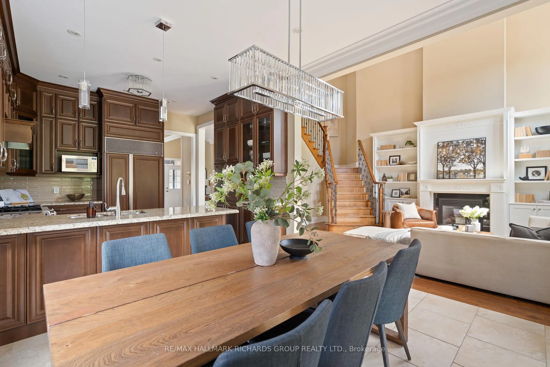 Photo 7 of 42 Germana Place, Vaughan, Rural Vaughan — HOMEH