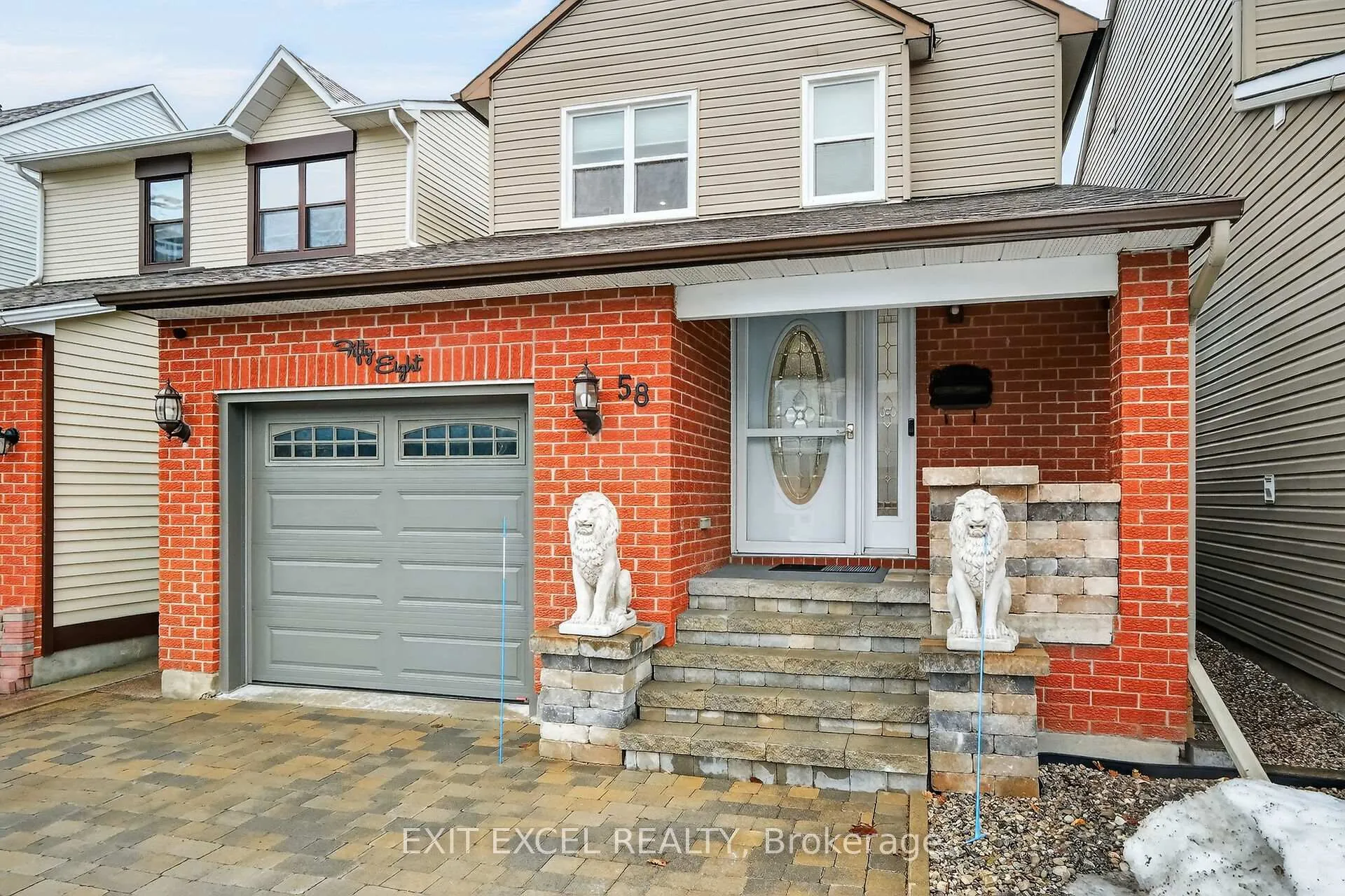 Photo 3 of 58 Fireside Crescent, Ottawa, Hunt Club Park/Greenboro — HOMEH