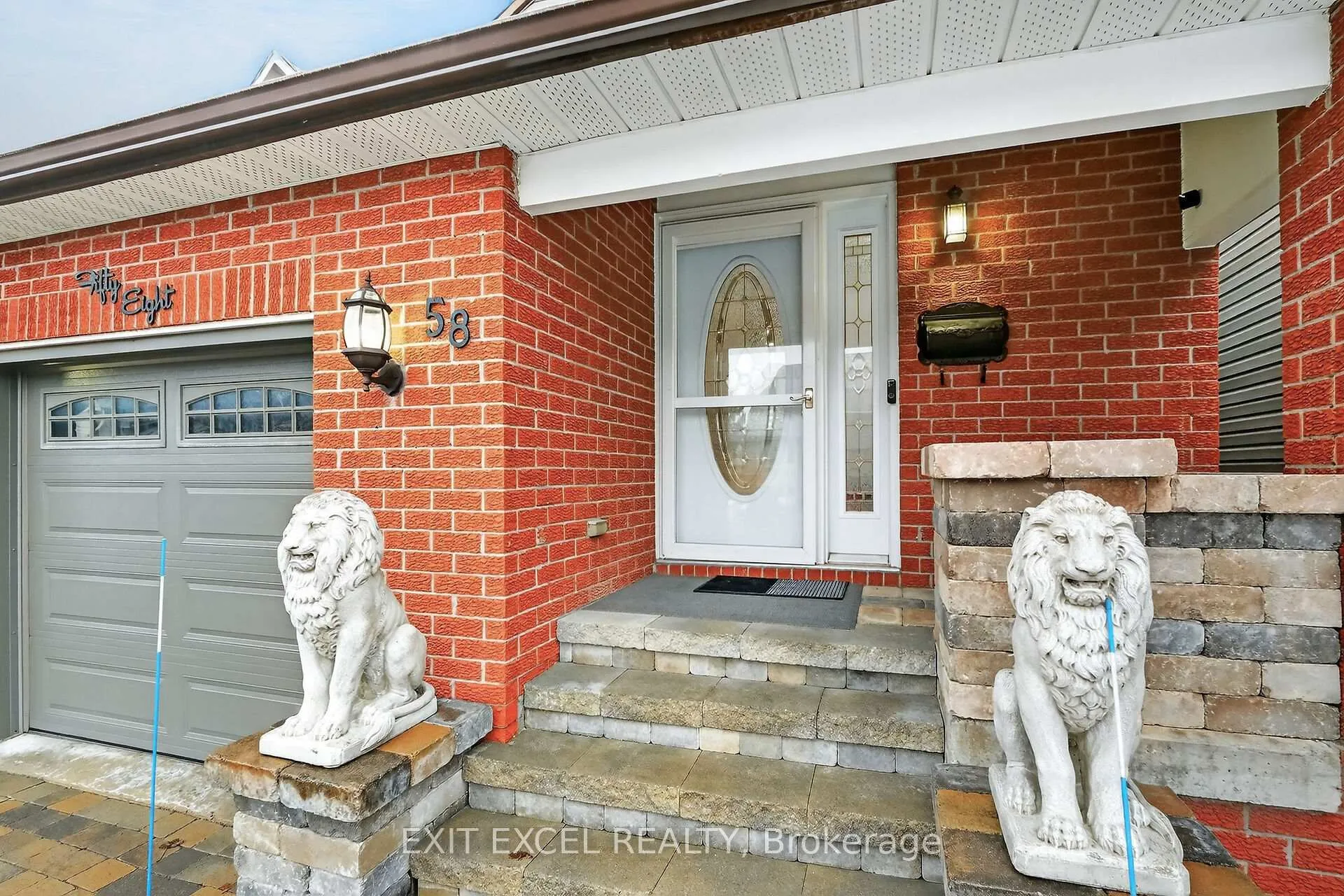 Photo 4 of 58 Fireside Crescent, Ottawa, Hunt Club Park/Greenboro — HOMEH