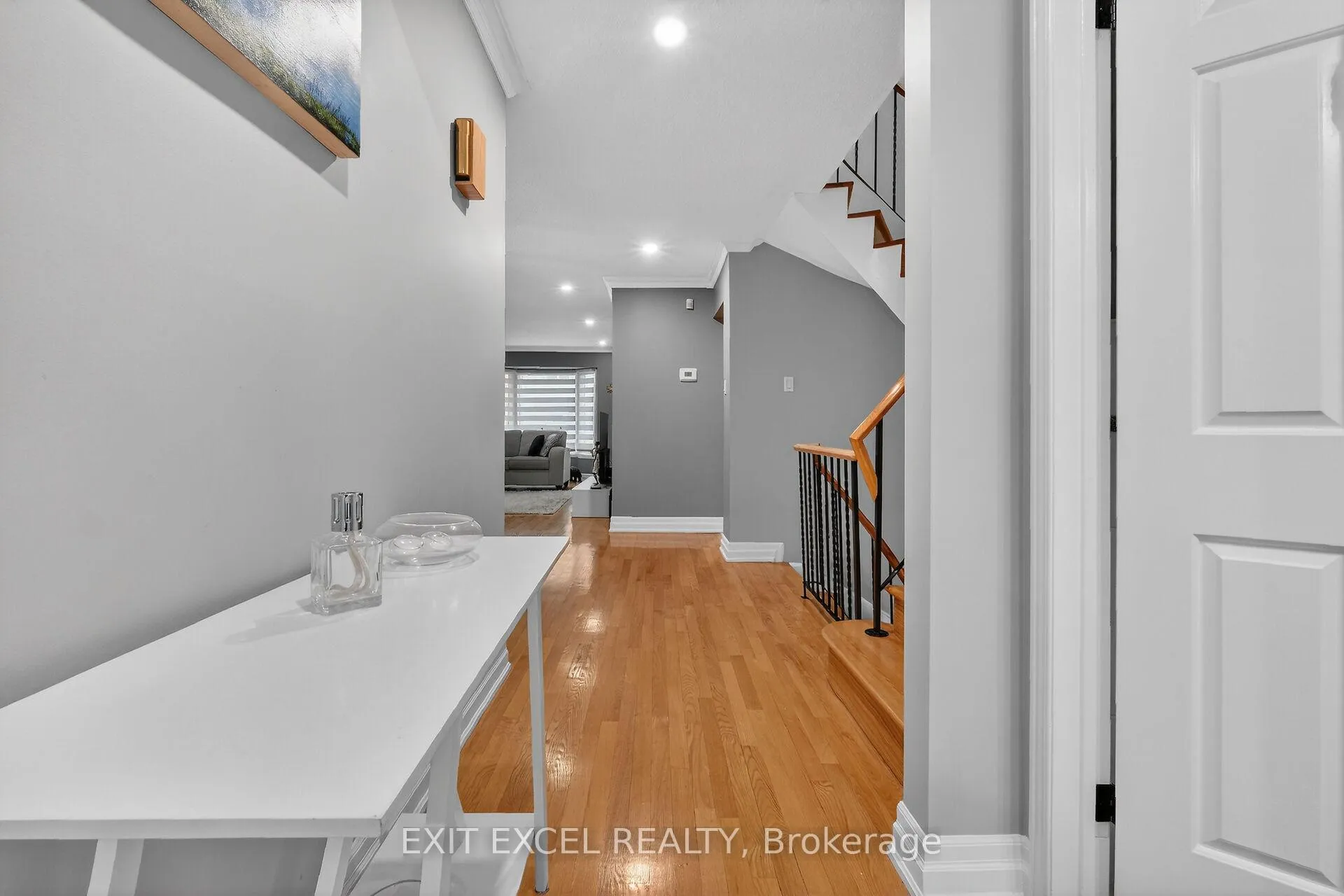 Photo 6 of 58 Fireside Crescent, Ottawa, Hunt Club Park/Greenboro — HOMEH
