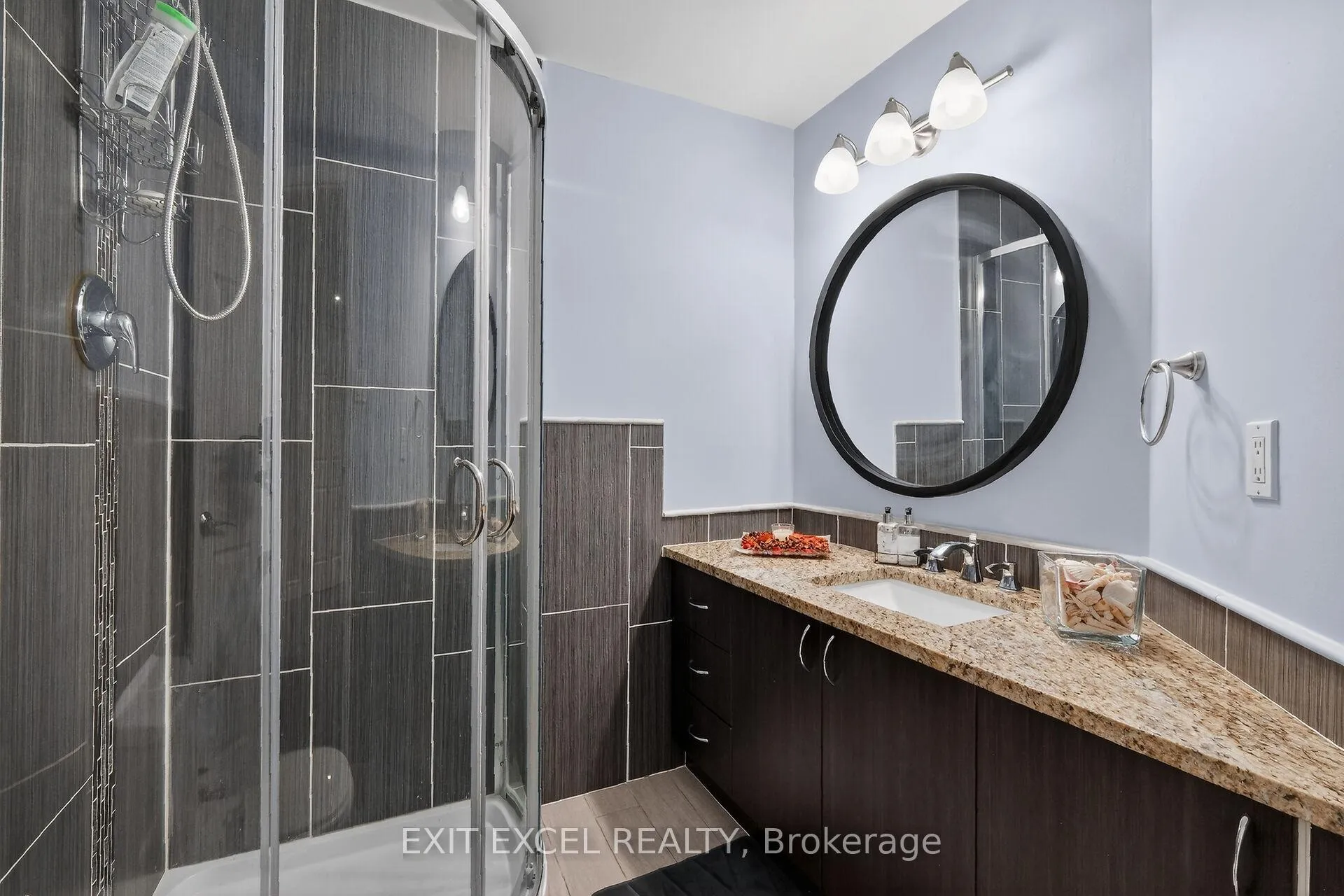 Photo 41 of 58 Fireside Crescent, Ottawa, Hunt Club Park/Greenboro — HOMEH