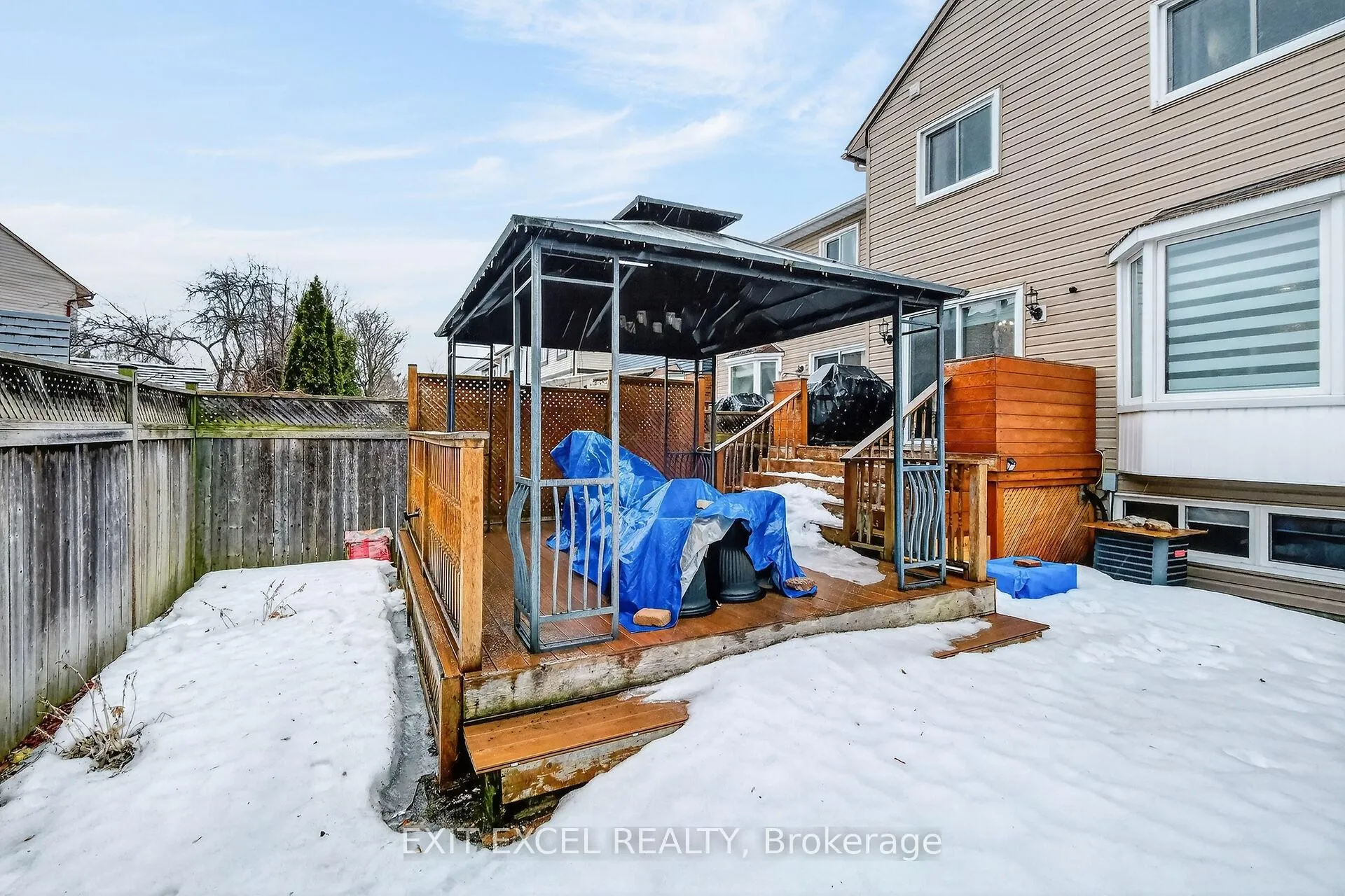 Photo 44 of 58 Fireside Crescent, Ottawa, Hunt Club Park/Greenboro — HOMEH