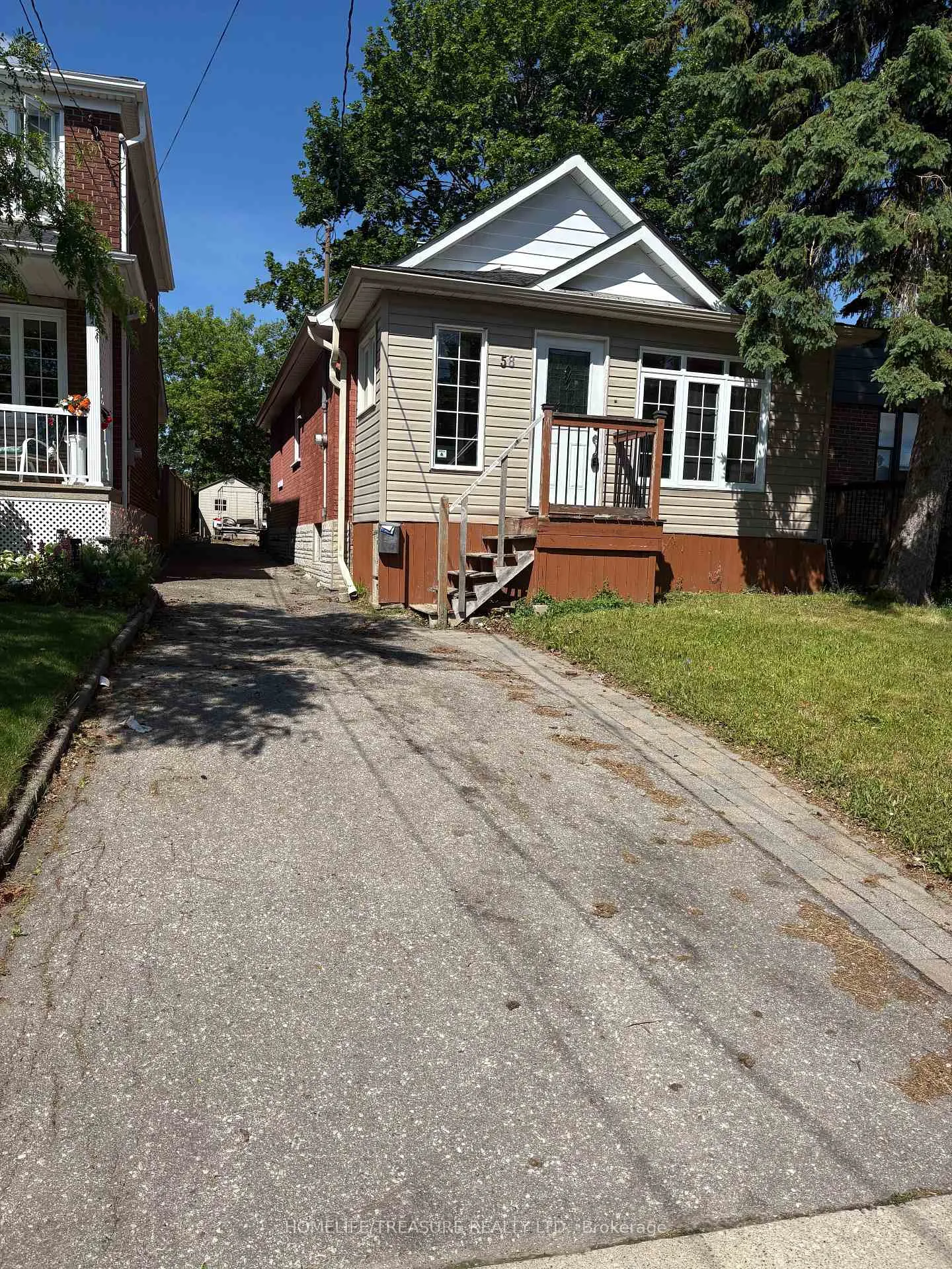 Photo 2 of 58 Roxaline Street, Etobicoke, Humber Heights — HOMEH
