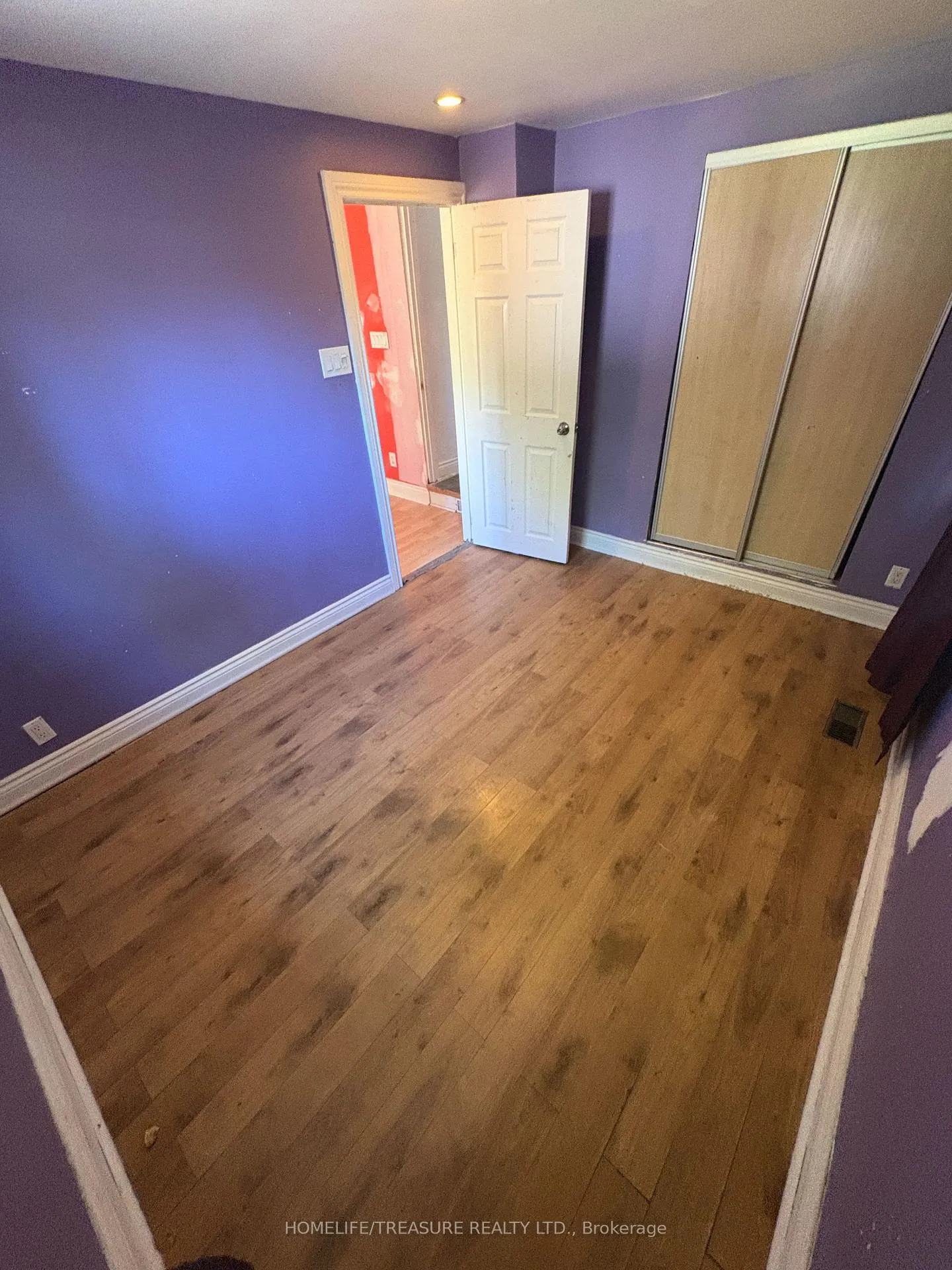 Photo 6 of 58 Roxaline Street, Etobicoke, Humber Heights — HOMEH